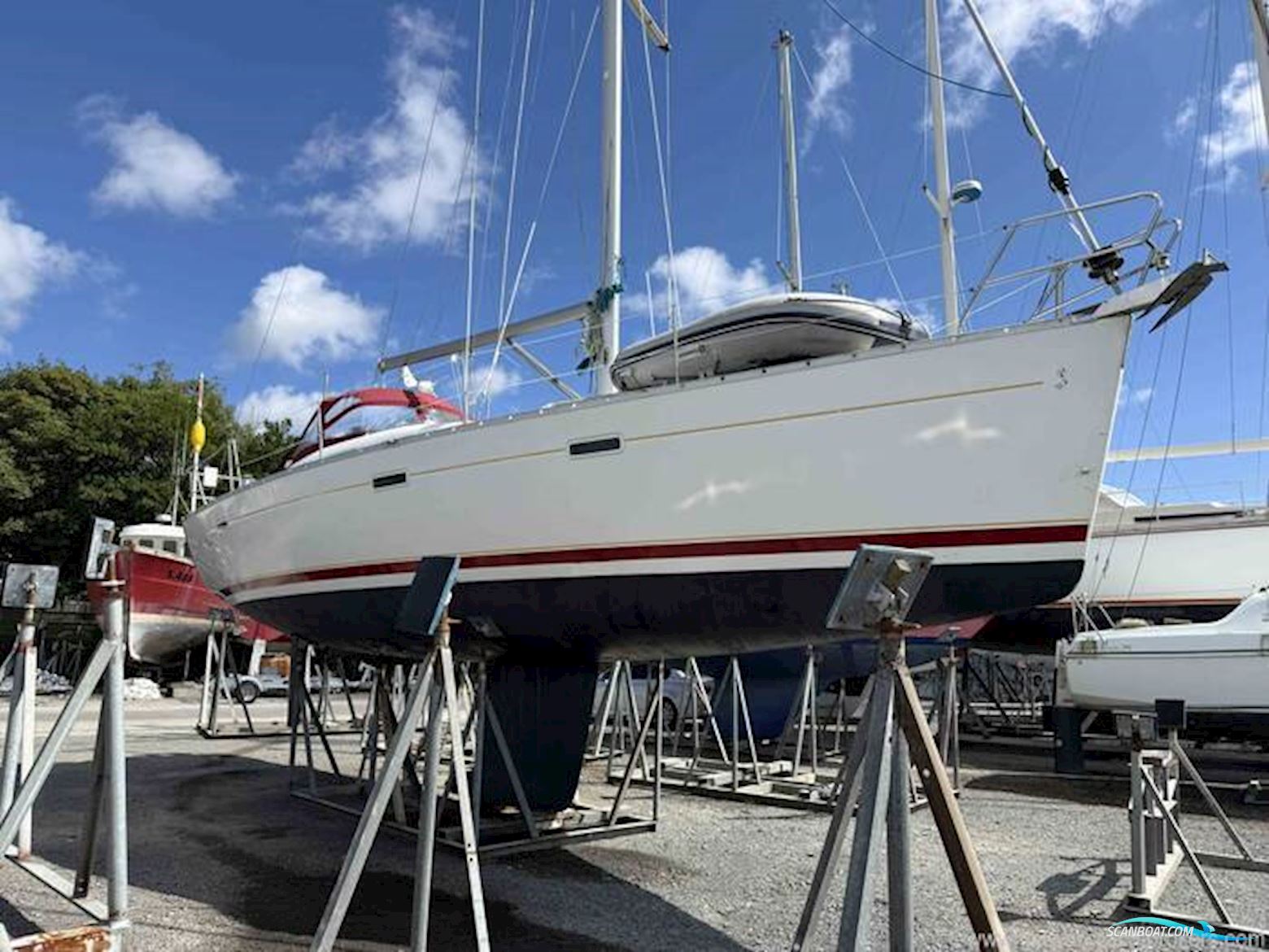 Beneteau Oceanis 393