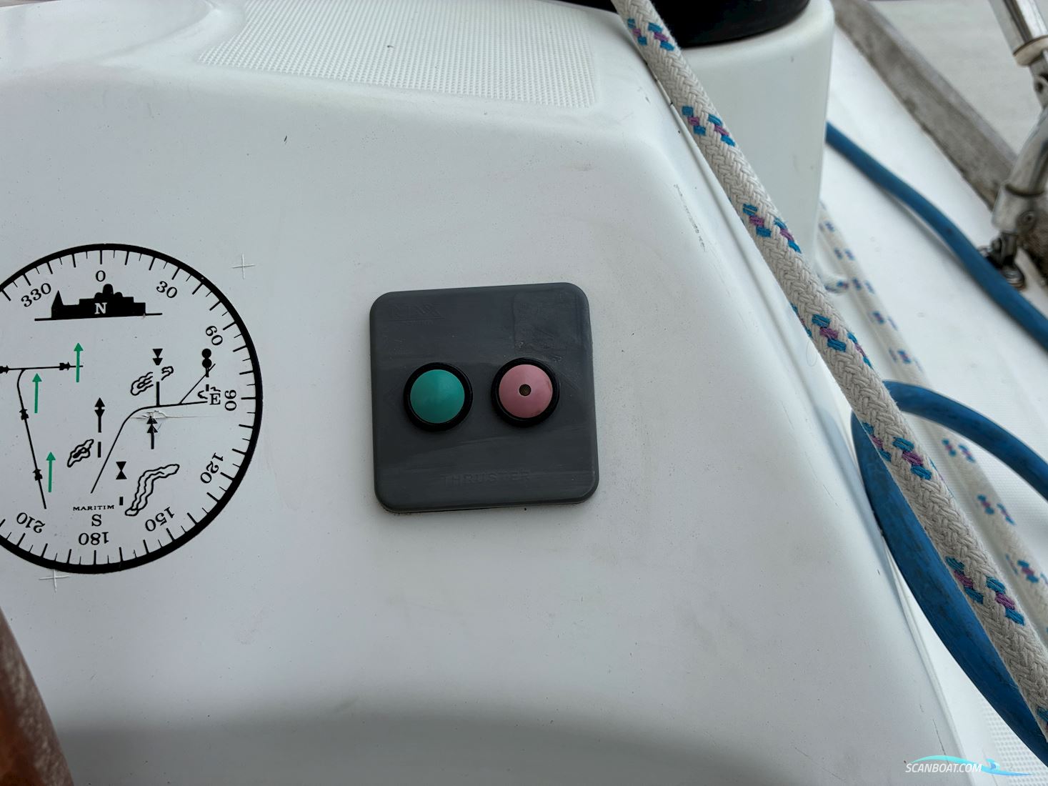 Beneteau Oceanis 40 Bov propel–ikke teakdæk