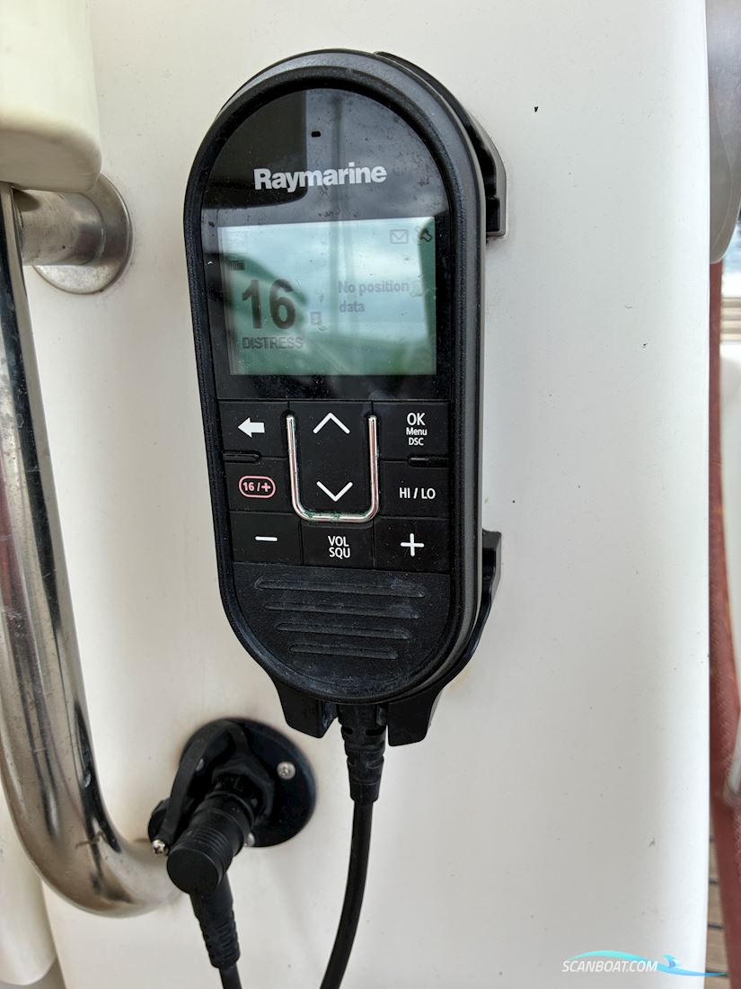 Beneteau Oceanis 40 Bov propel–ikke teakdæk