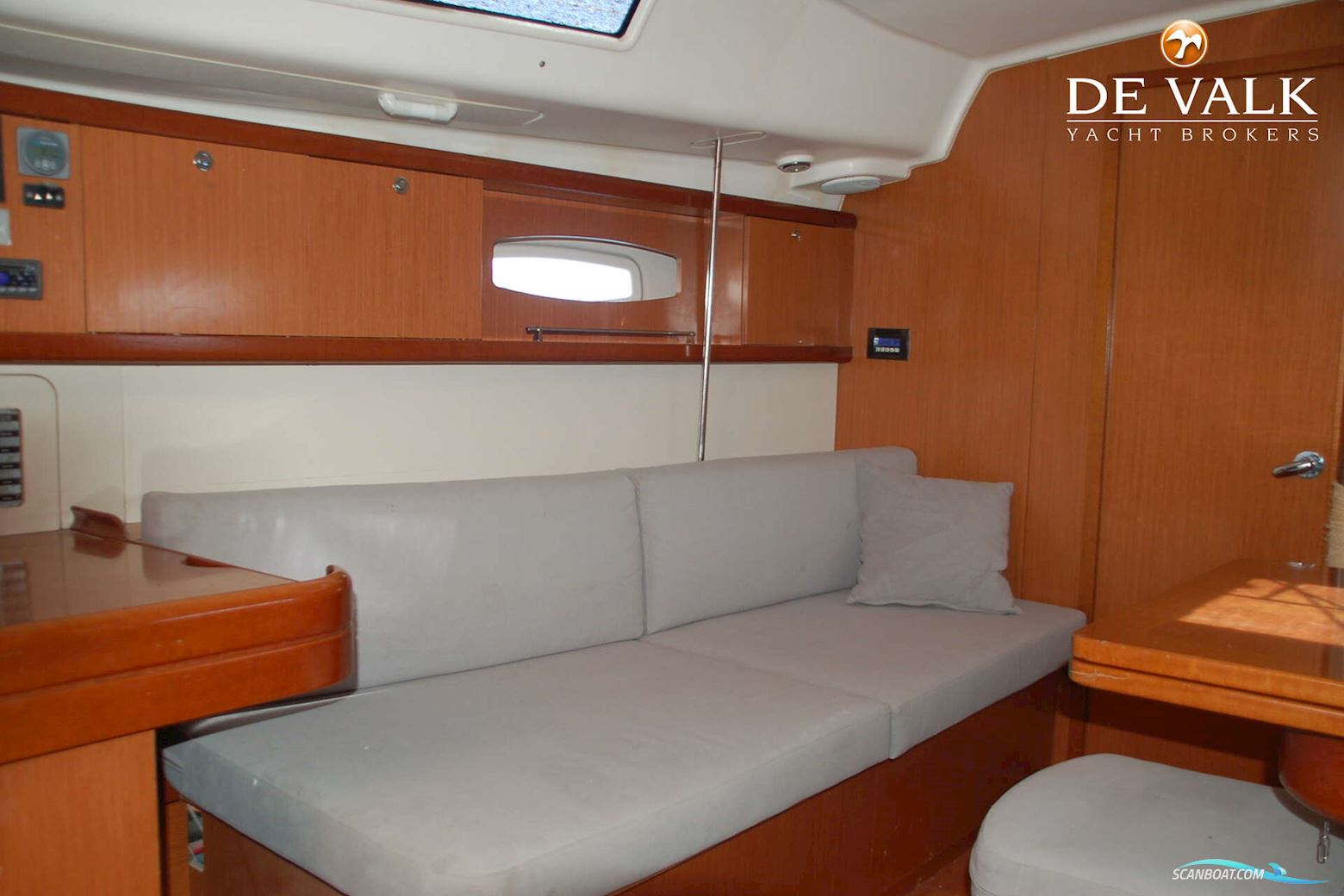 Beneteau Oceanis 40