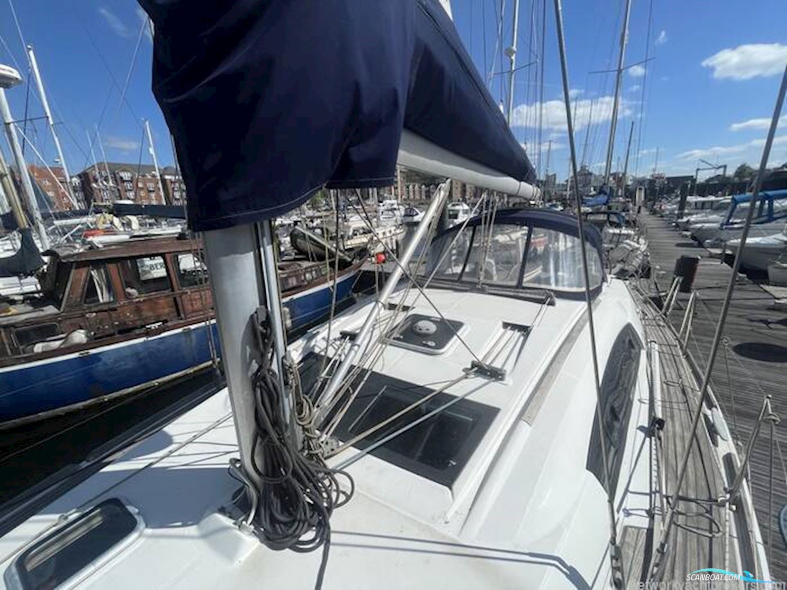 Beneteau Oceanis 40