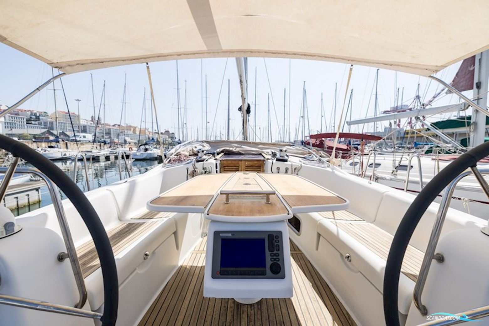 Beneteau Oceanis 40