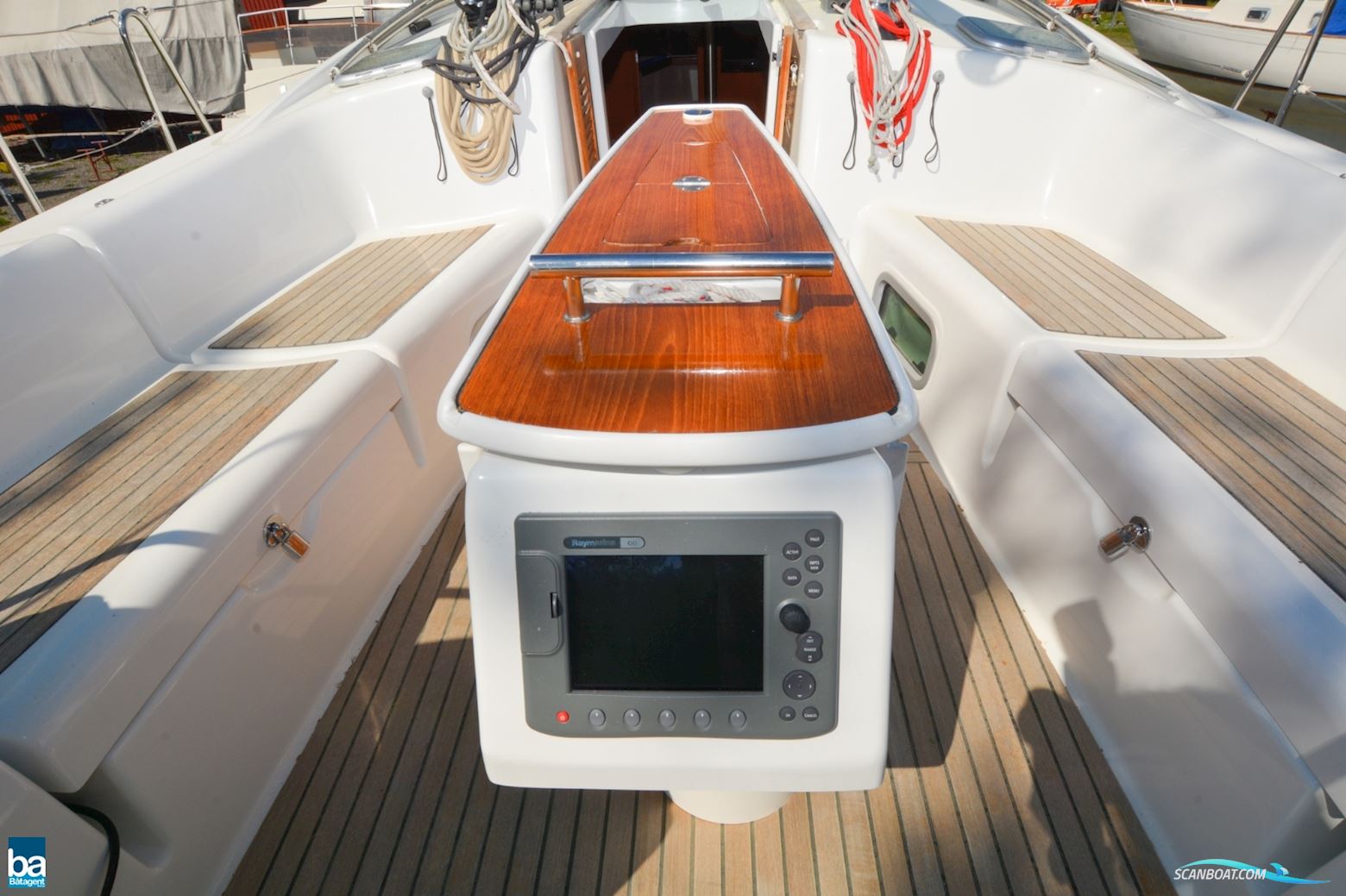 Beneteau Oceanis 40
