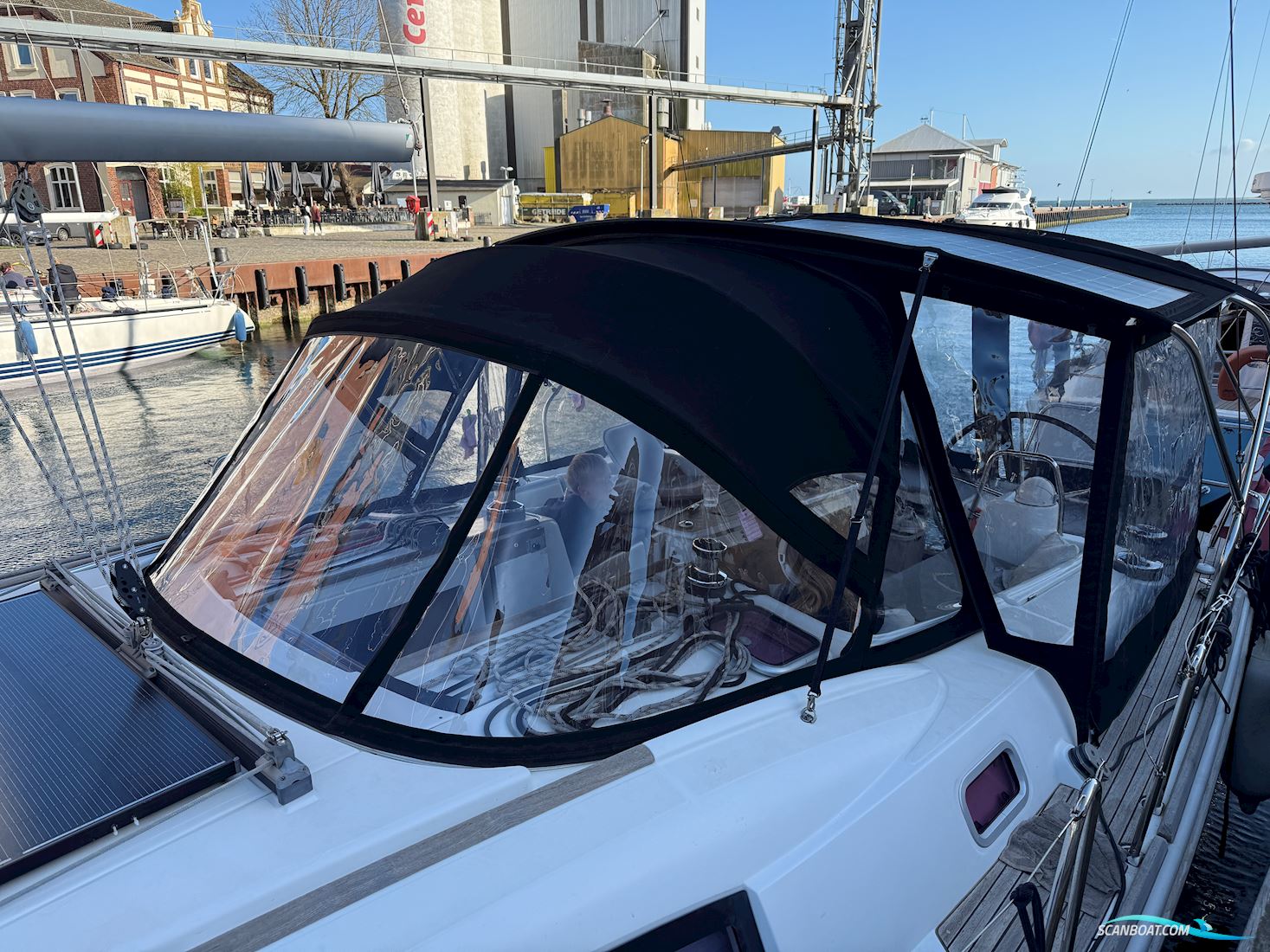 Beneteau Oceanis 40