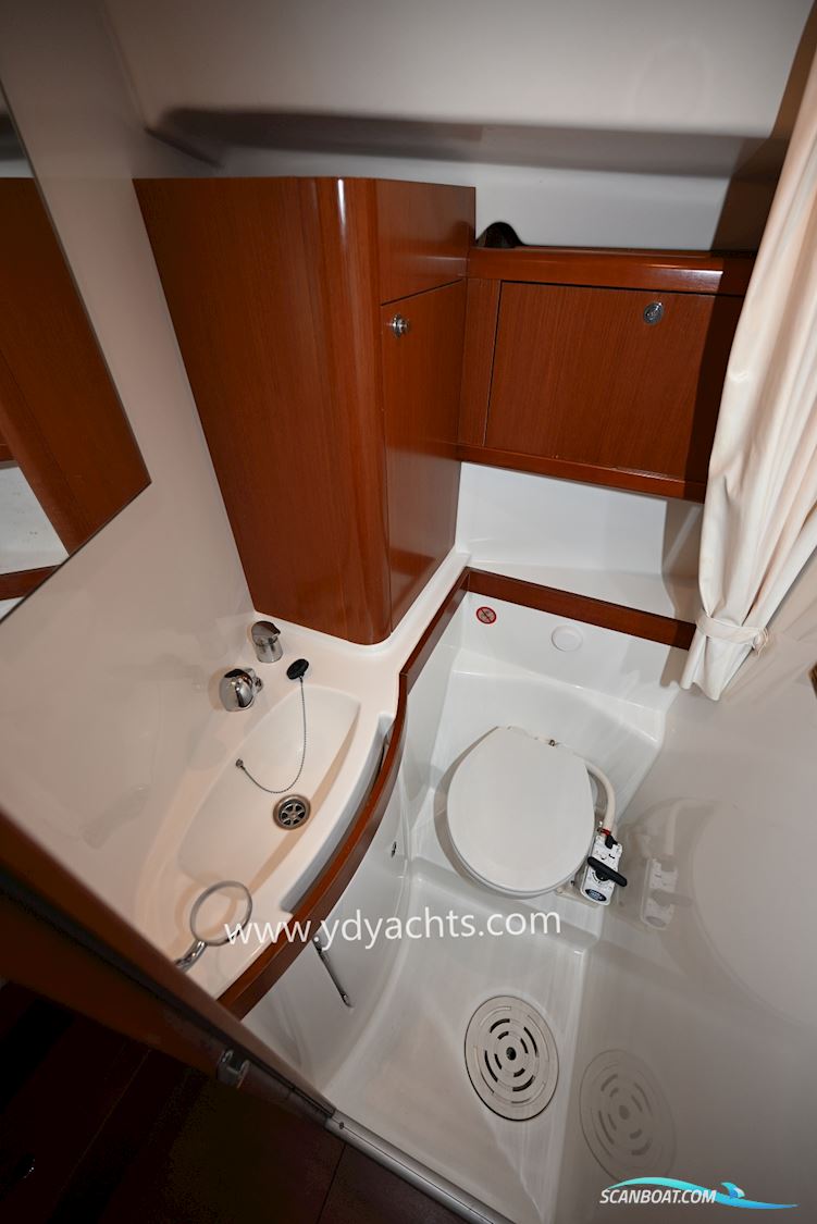Beneteau Oceanis 40