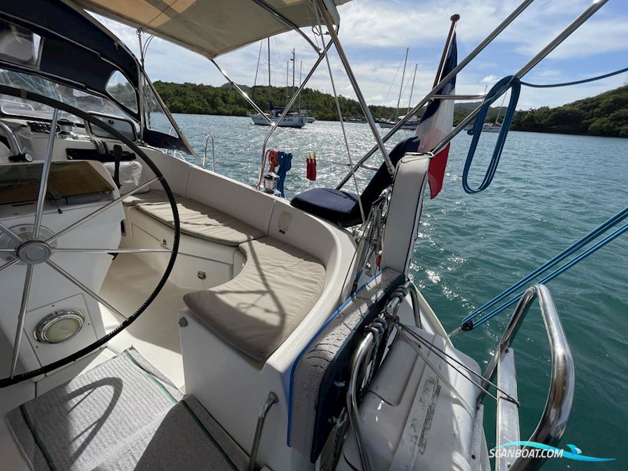 Beneteau Oceanis 411 Celebration