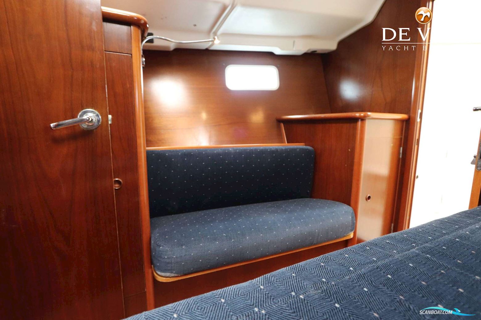 Beneteau Oceanis 411 Electric