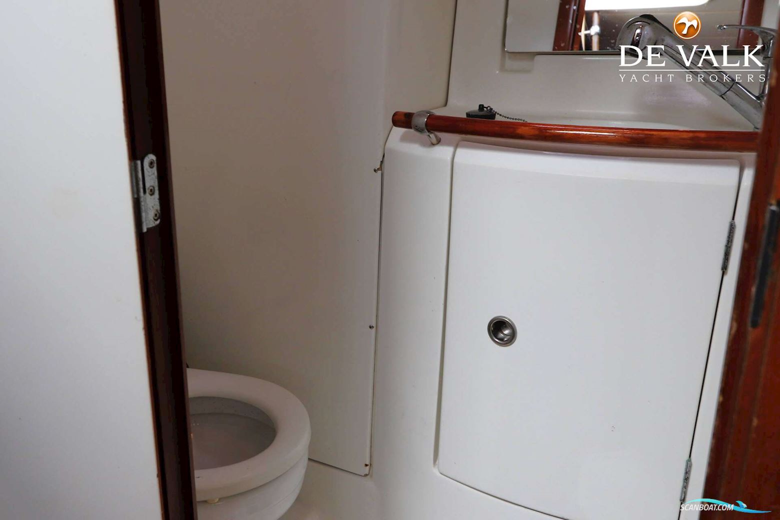 Beneteau Oceanis 411 Electric