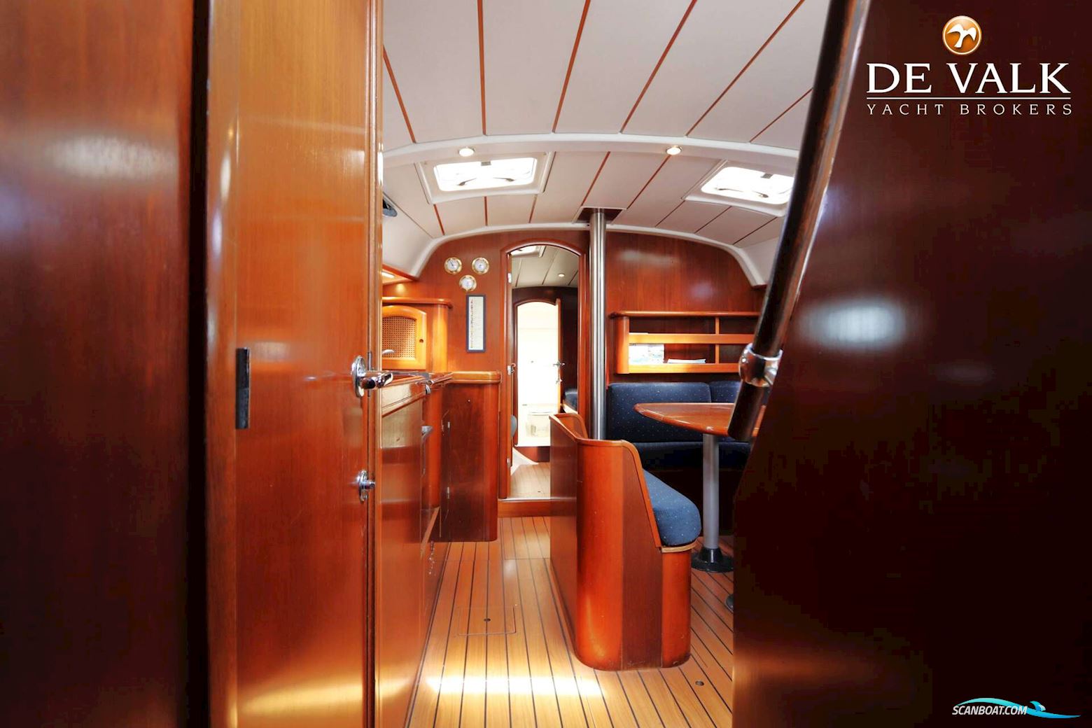 Beneteau Oceanis 411 Electric