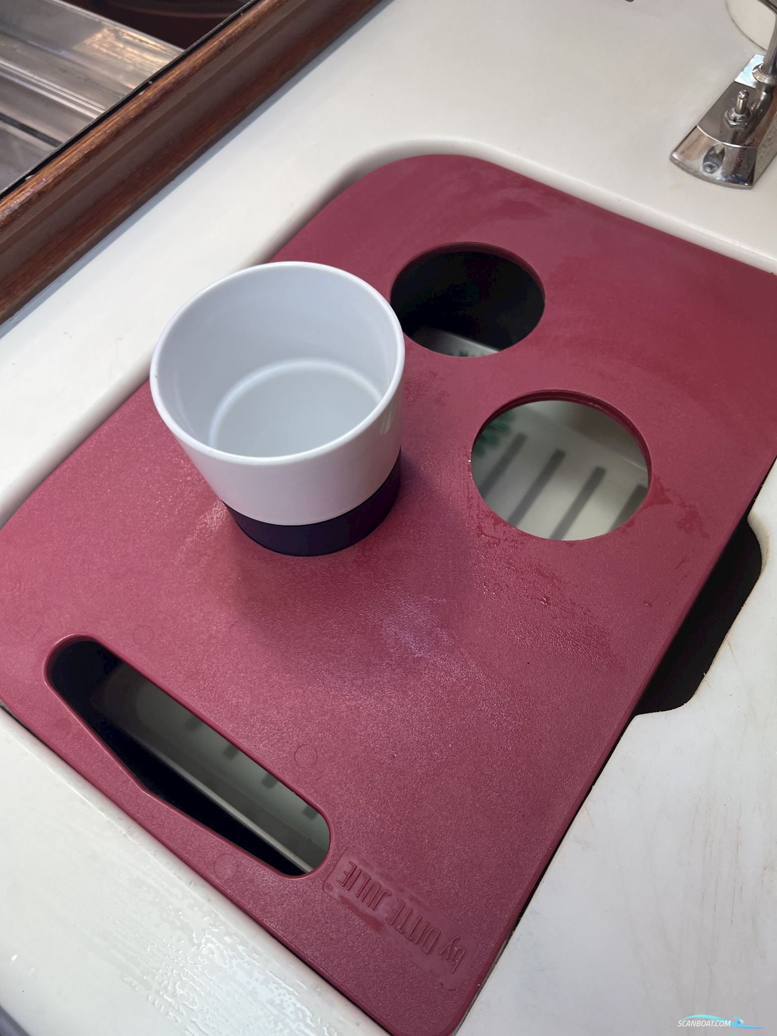 Bénéteau Oceanis 411