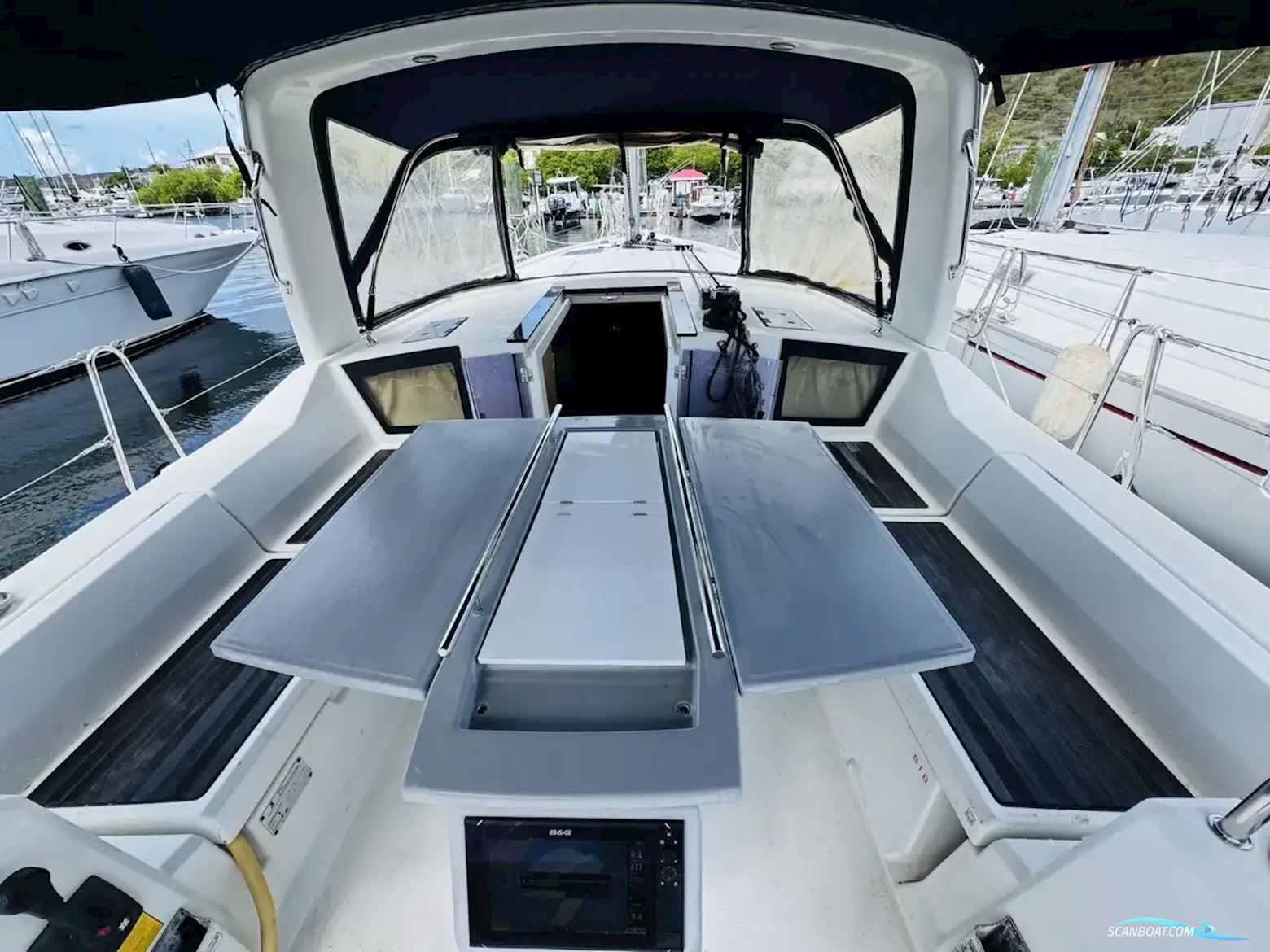 Beneteau Oceanis 41.1