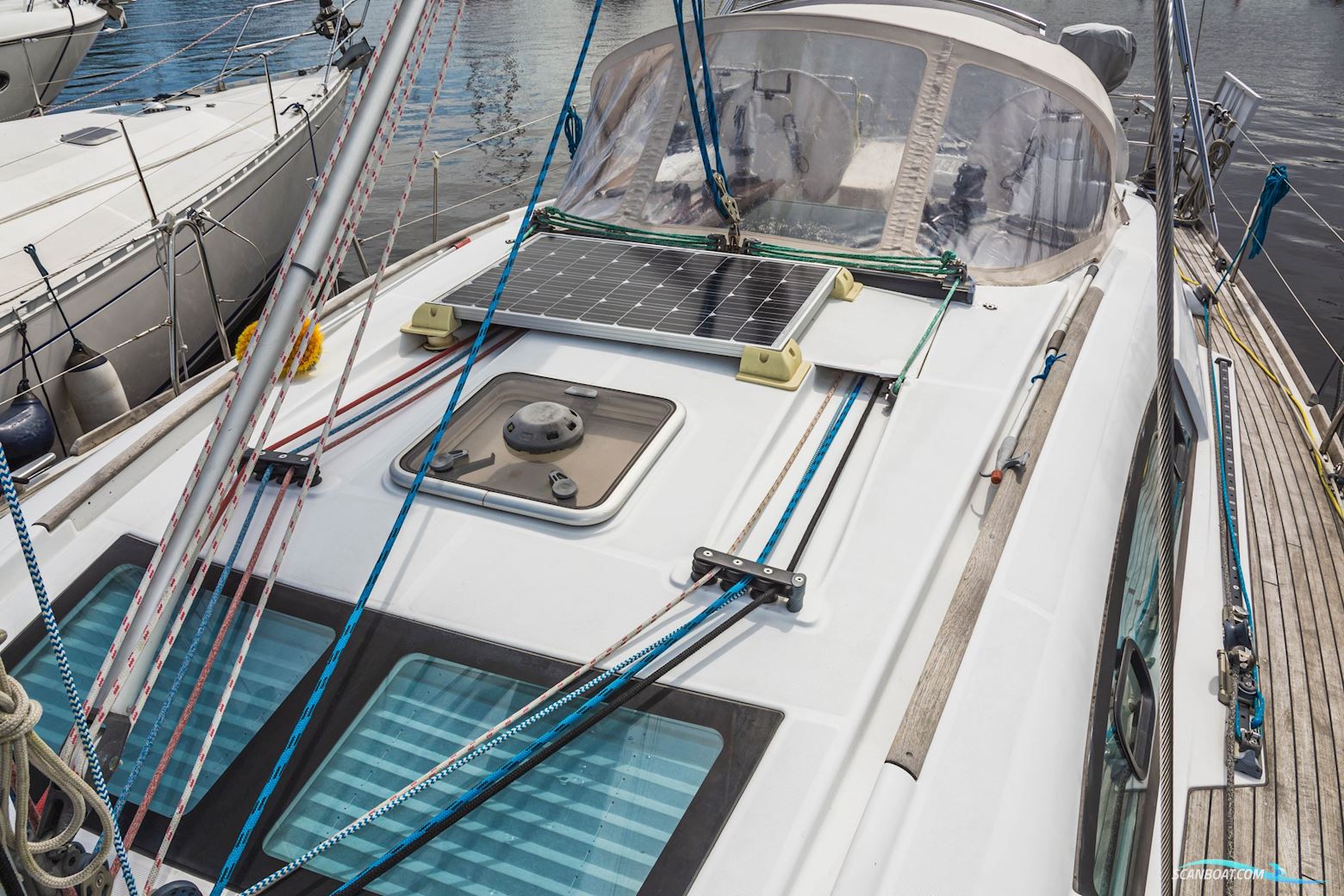 Beneteau Oceanis 43