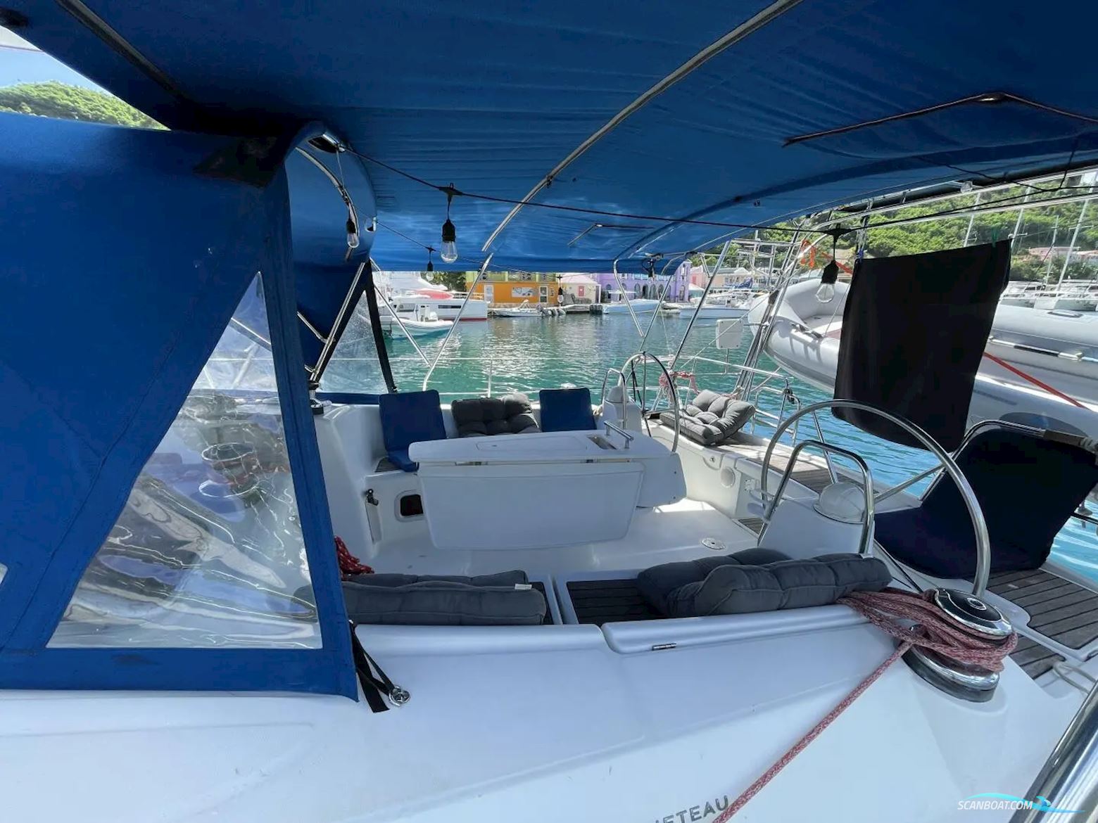Beneteau Oceanis 43