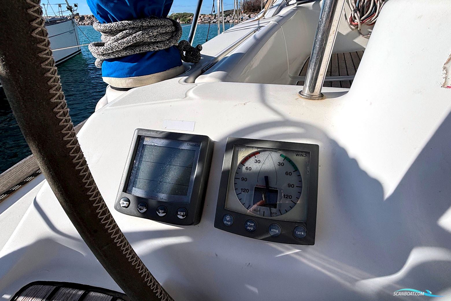 Beneteau Oceanis 43