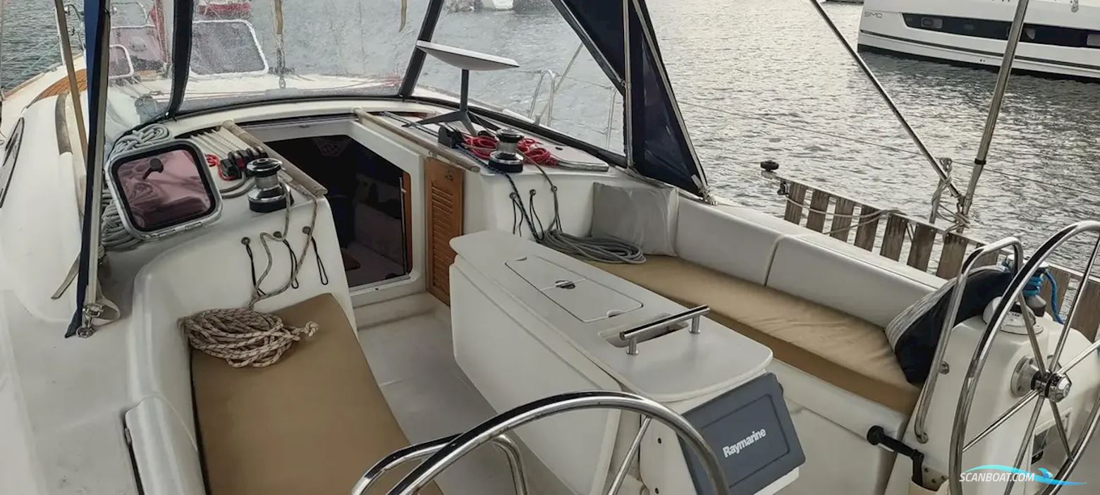 Beneteau Oceanis 43