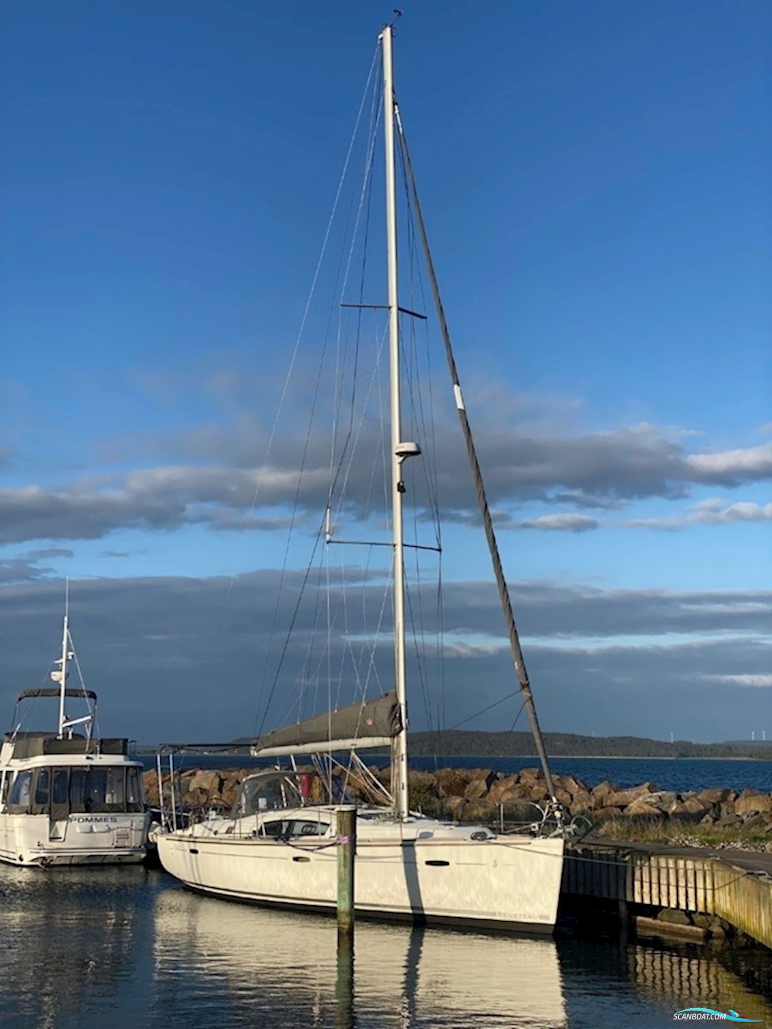 Beneteau Oceanis 43