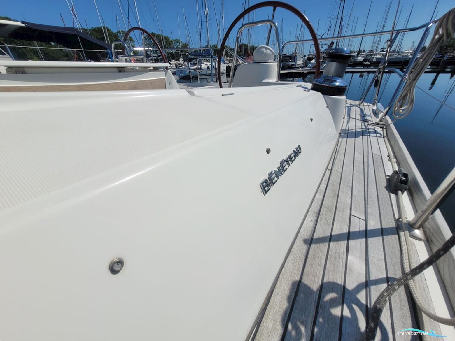 Beneteau Oceanis 43