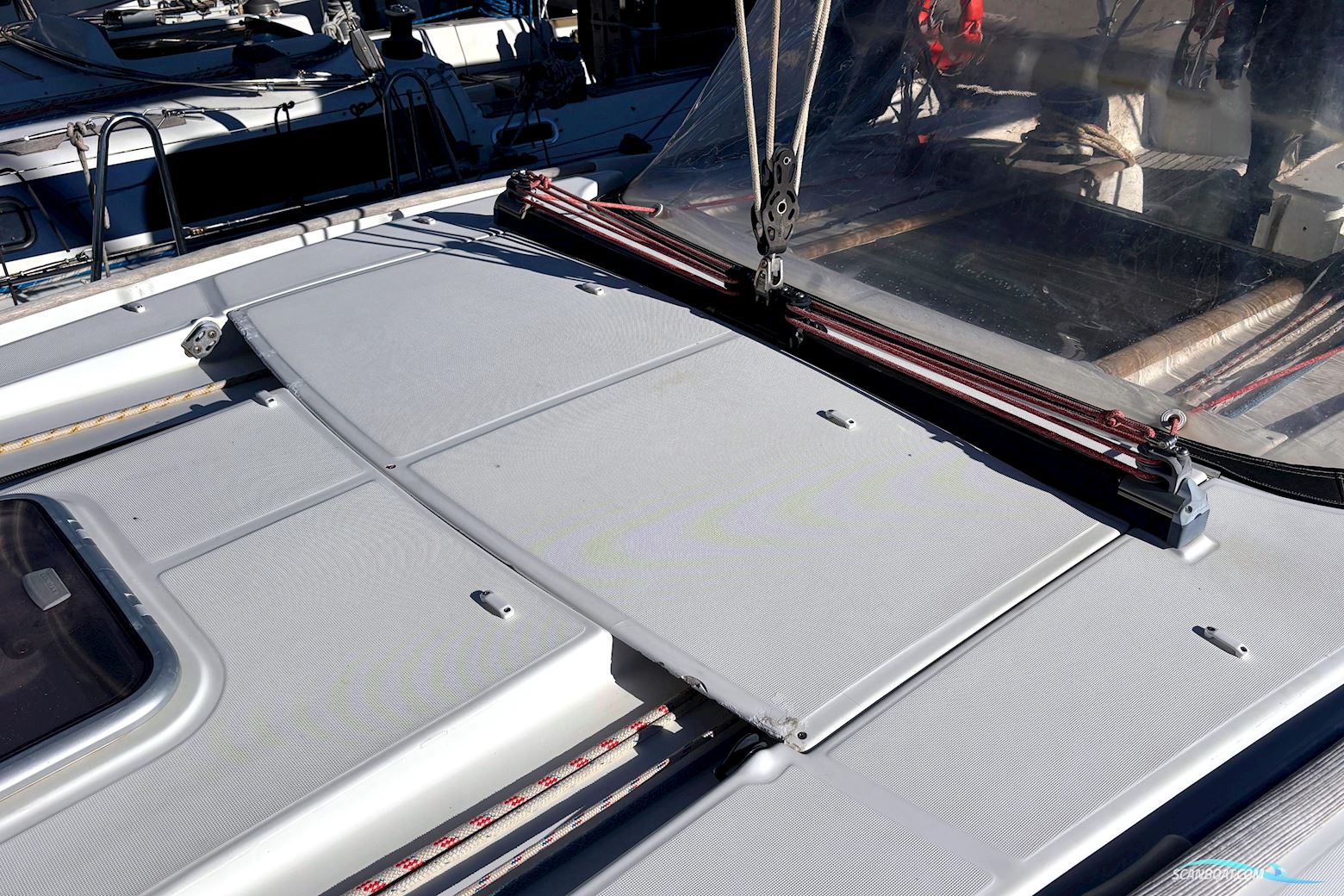 Beneteau Oceanis 43