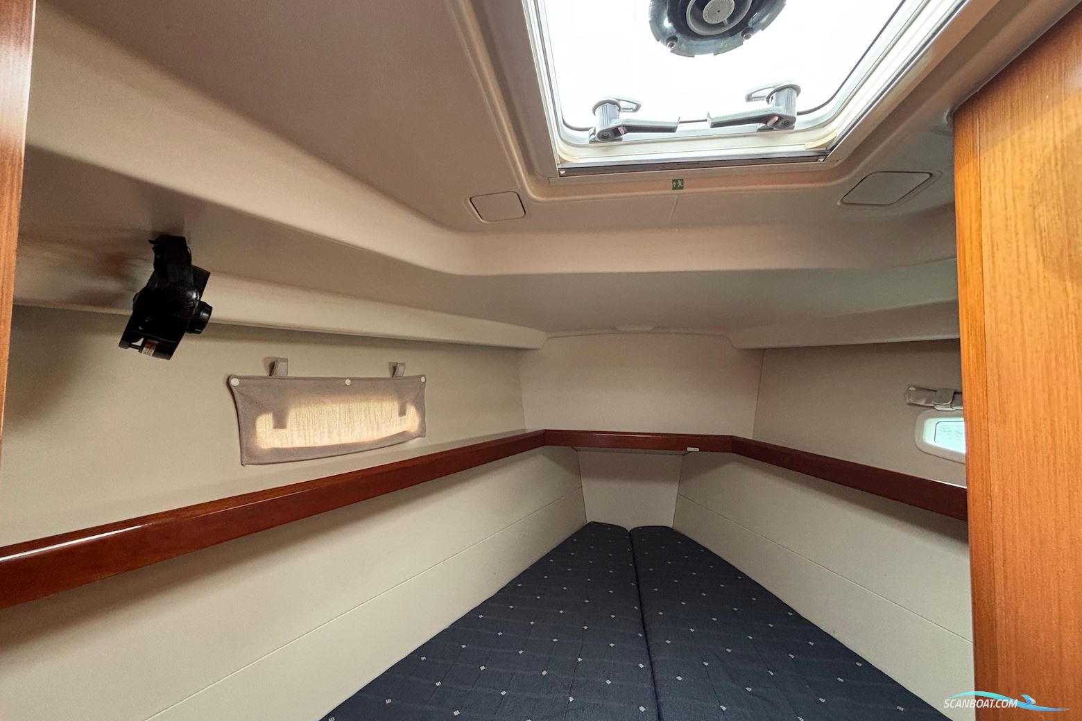 Beneteau Oceanis 43