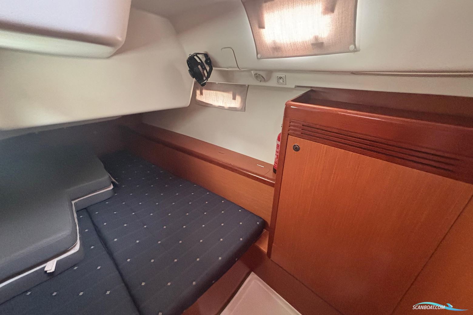 Beneteau Oceanis 43