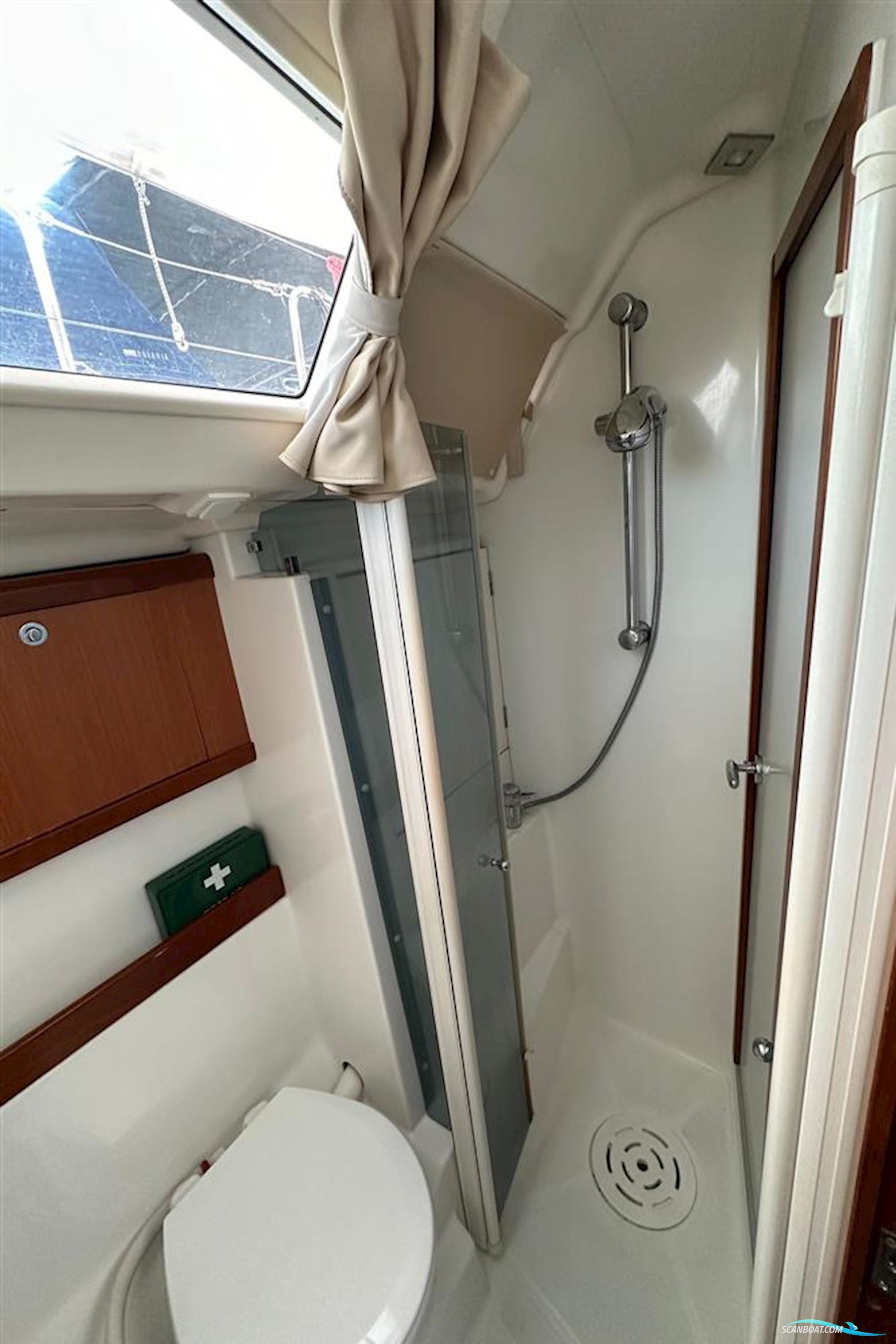 Beneteau Oceanis 46