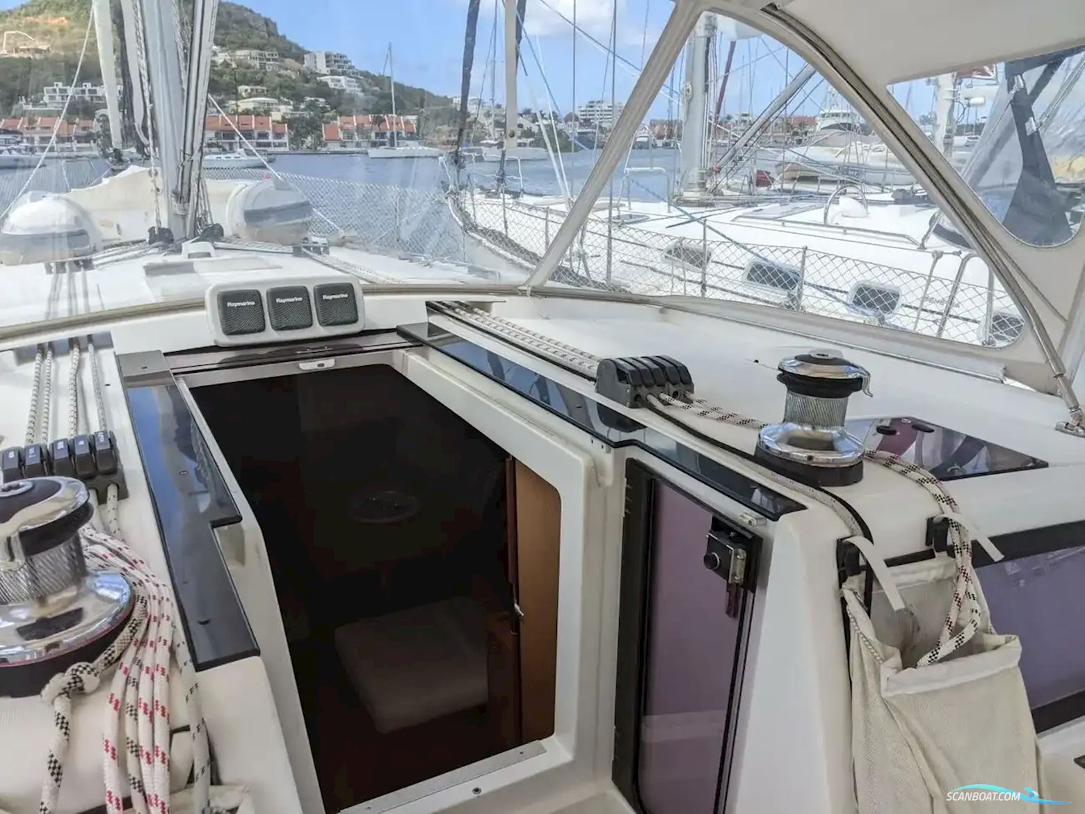 Beneteau Oceanis 48