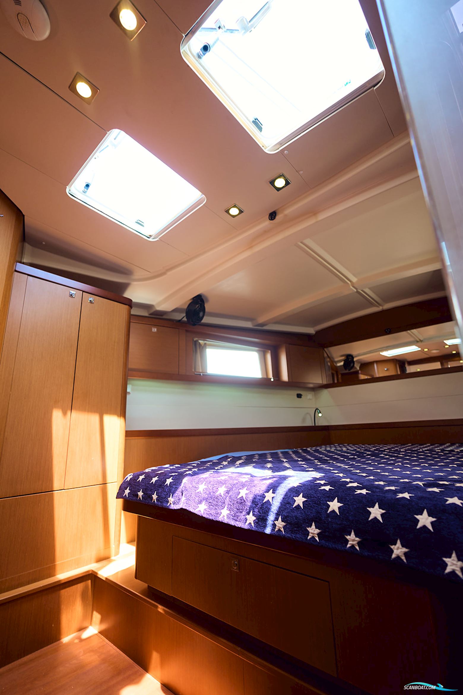 Bénéteau Oceanis 48