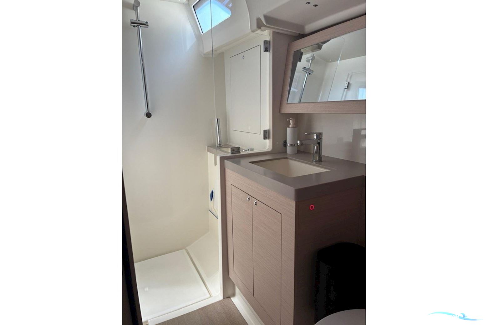 Beneteau Oceanis 51.1