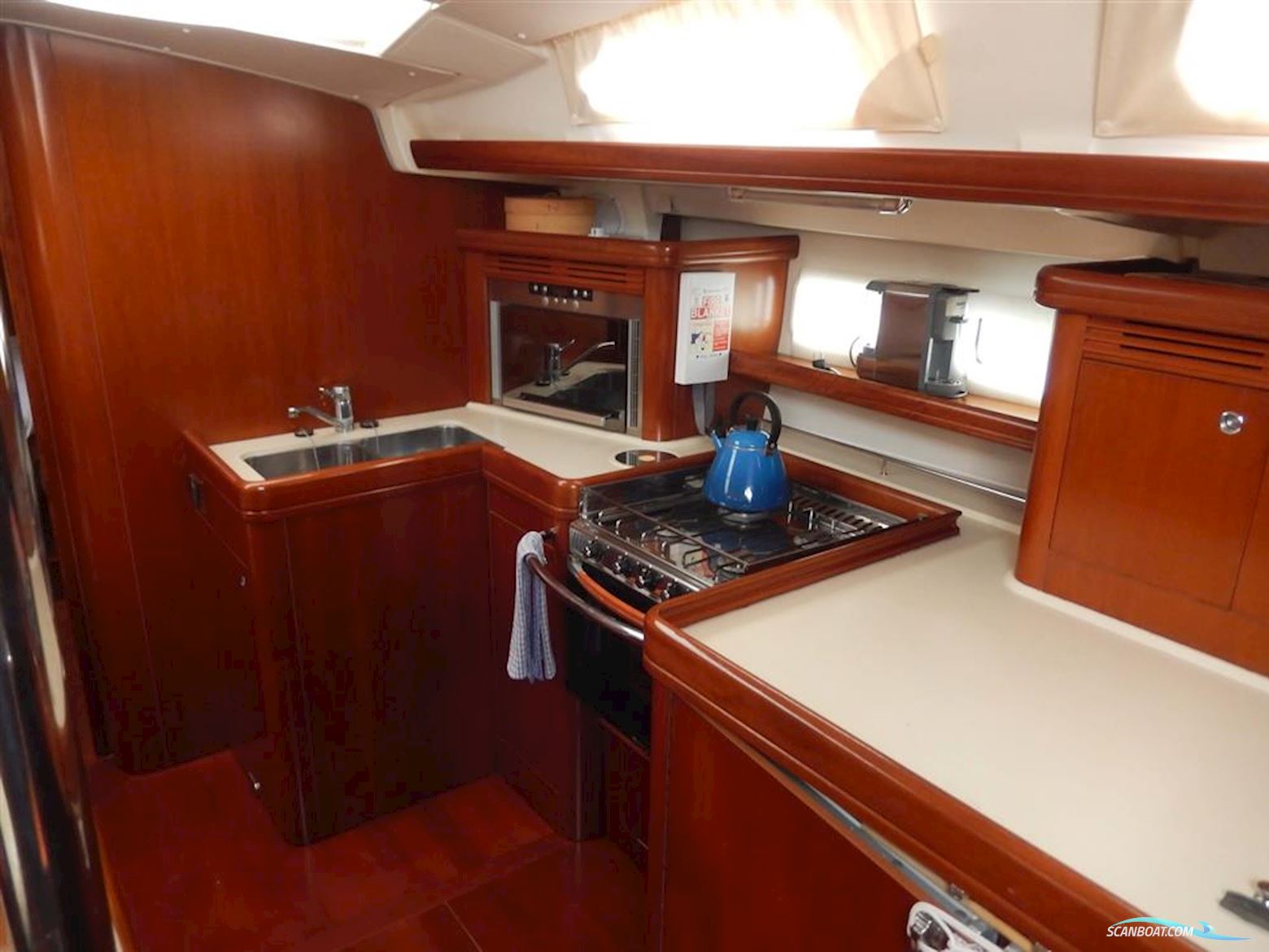 Beneteau Oceanis 523
