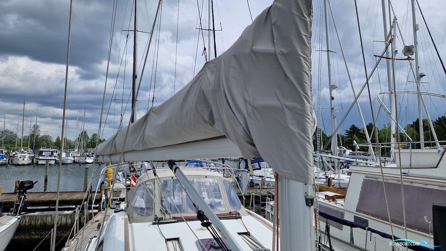 Beneteau Oceanis 54