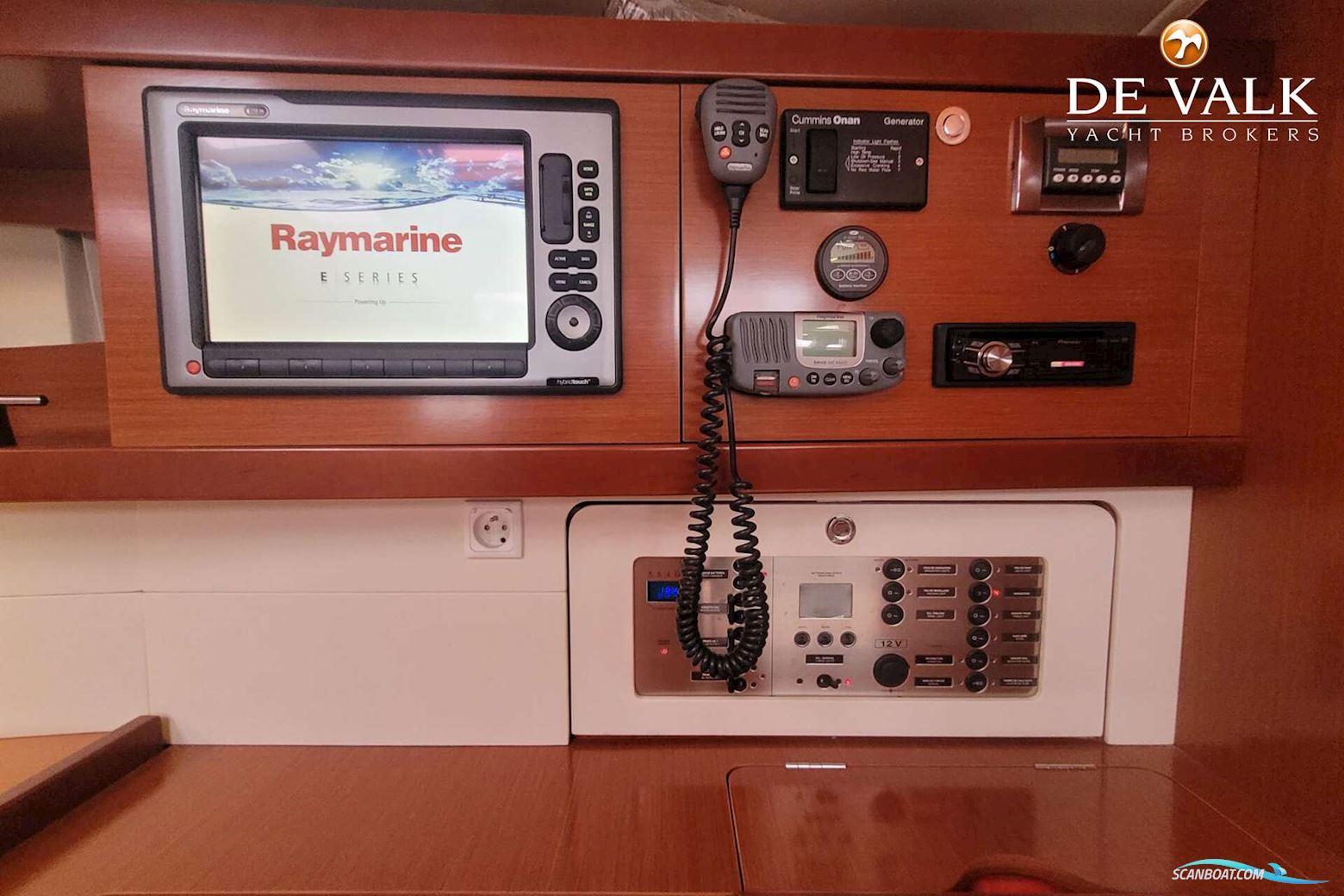 Beneteau Oceanis 54