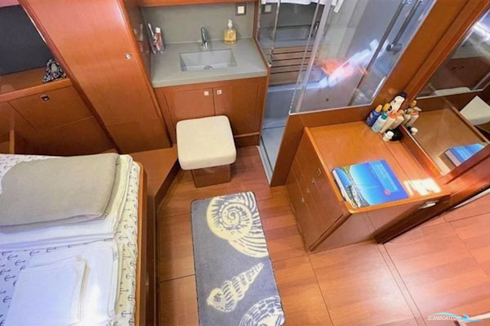 Beneteau Oceanis 55