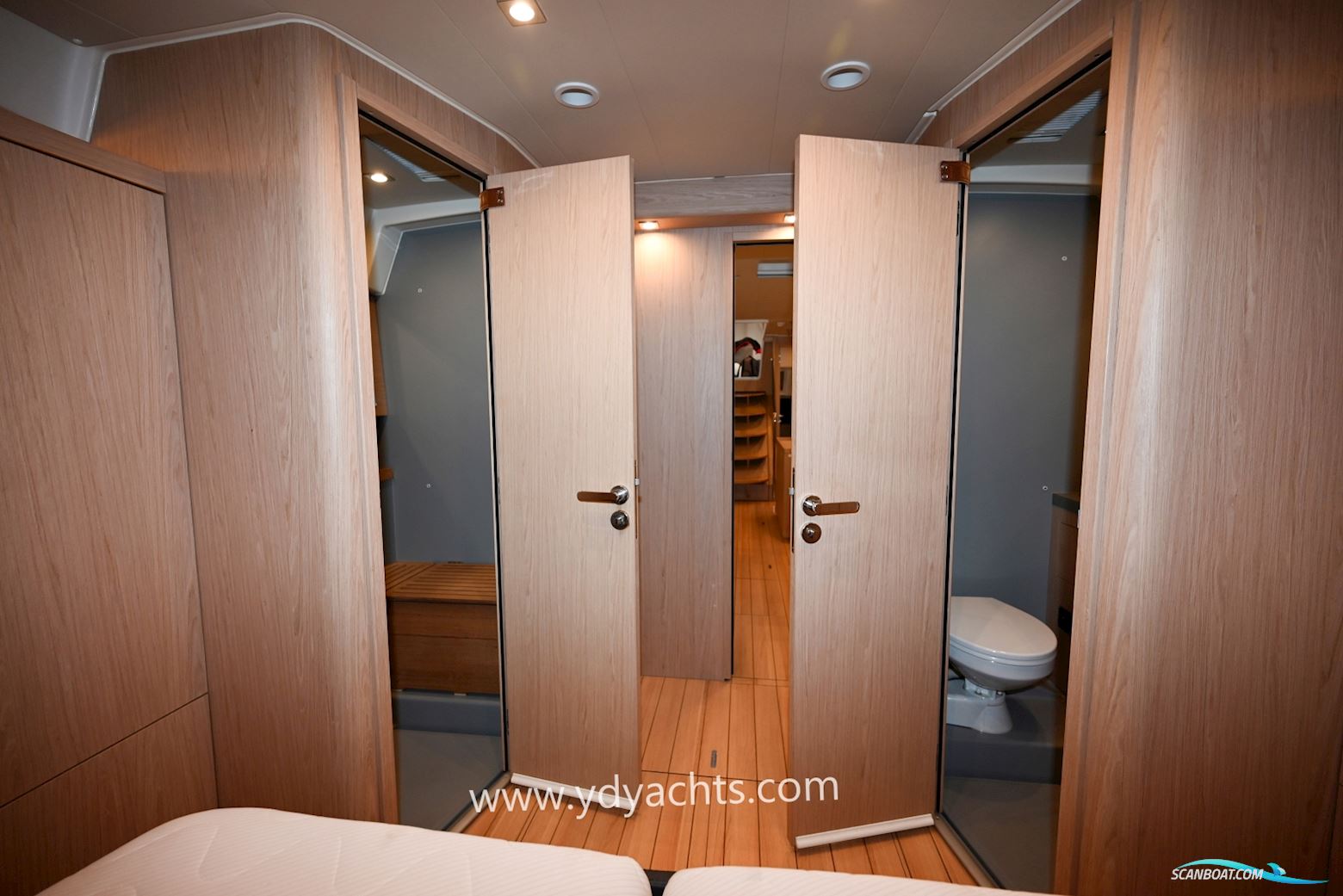 Beneteau Oceanis 55.1 Owner's Version