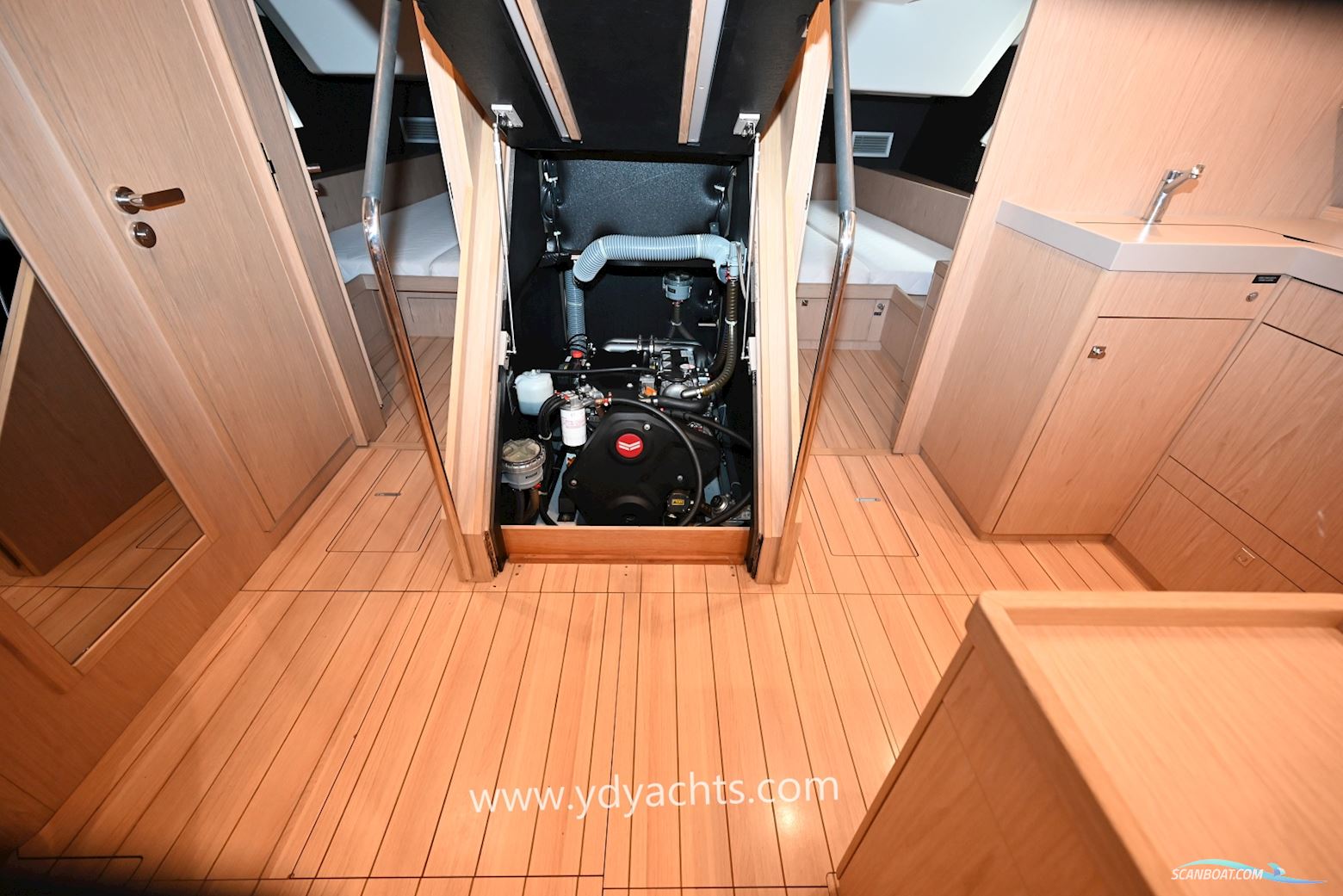 Beneteau Oceanis 55.1 Owner's Version