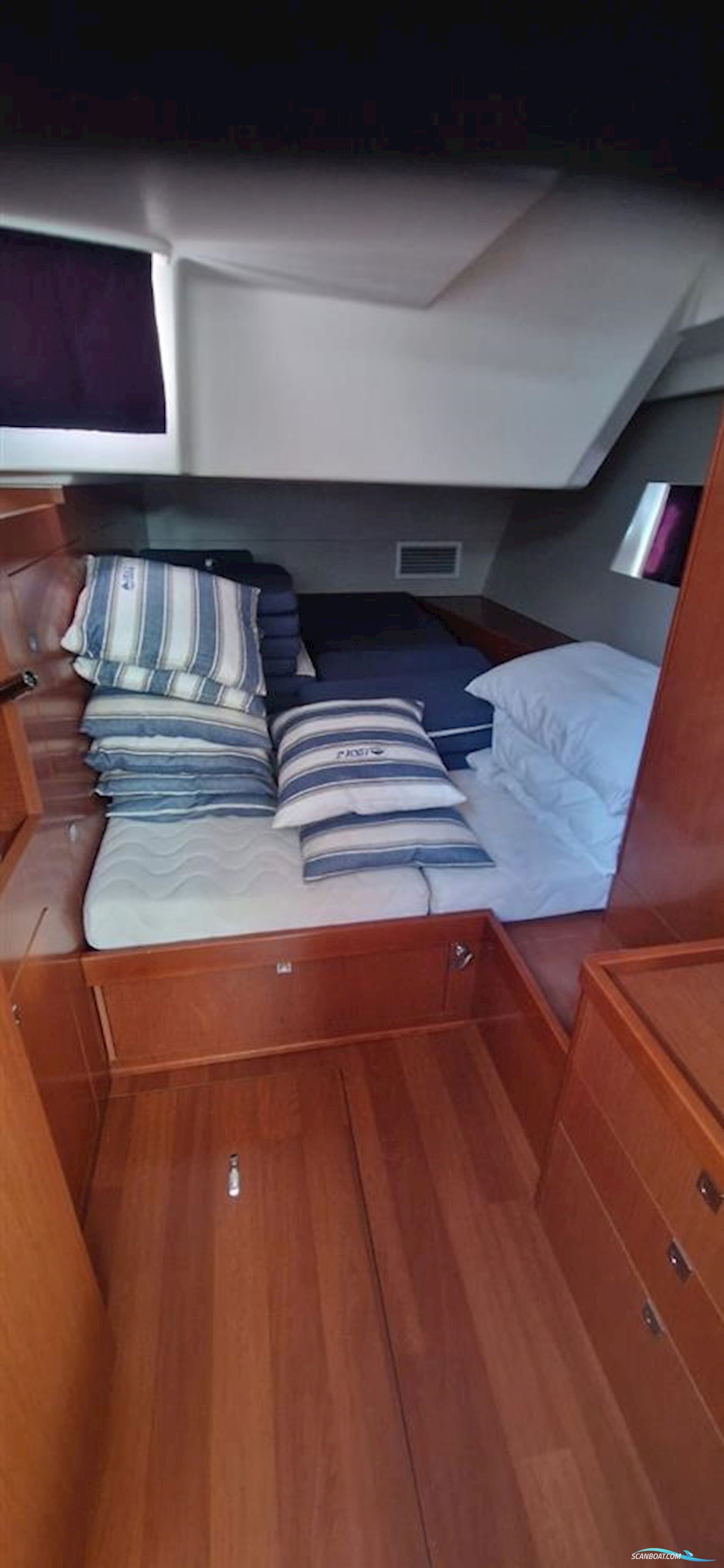 Beneteau Oceanis 55.1