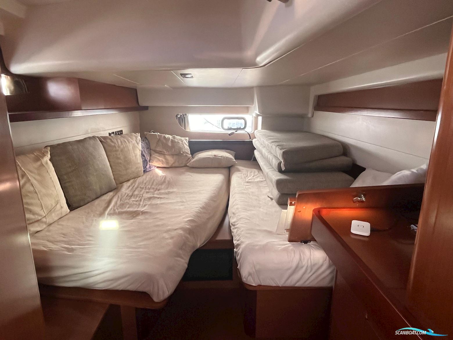 Beneteau Oceanis 58