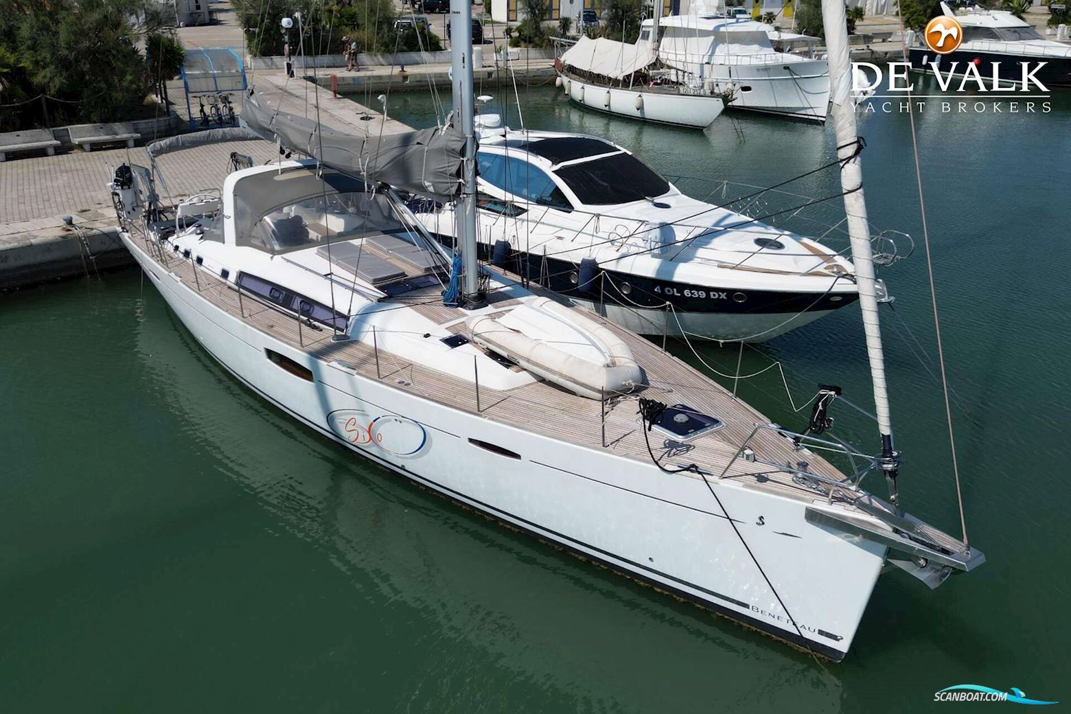 Beneteau Oceanis 60