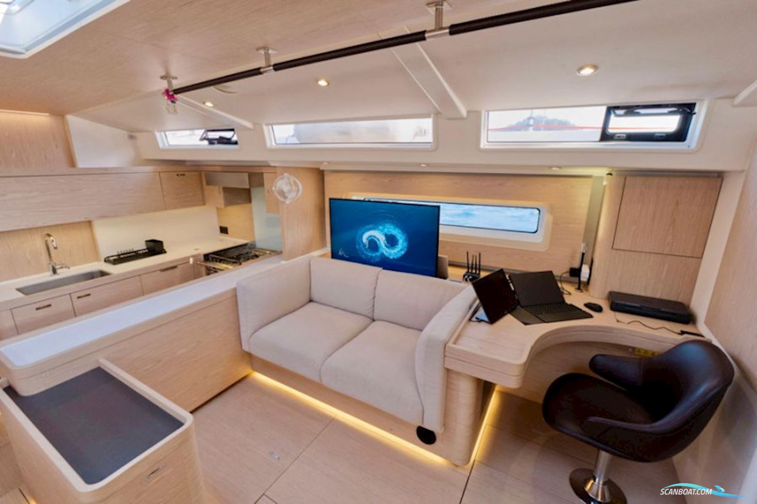 Beneteau Oceanis 60