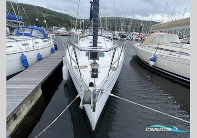 Beneteau Oceanis Clipper 321 Segelbåt 1999, med Volvo Penta 2020 motor, England
