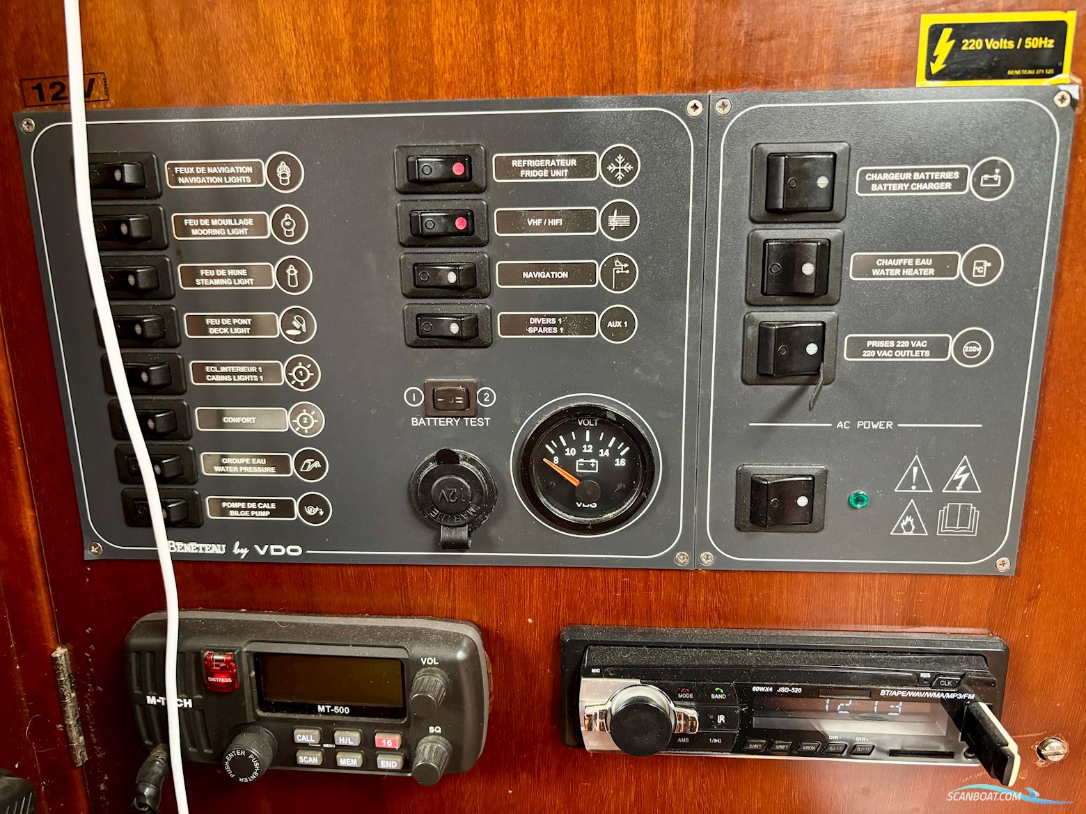 Beneteau Oceanis Clipper 373