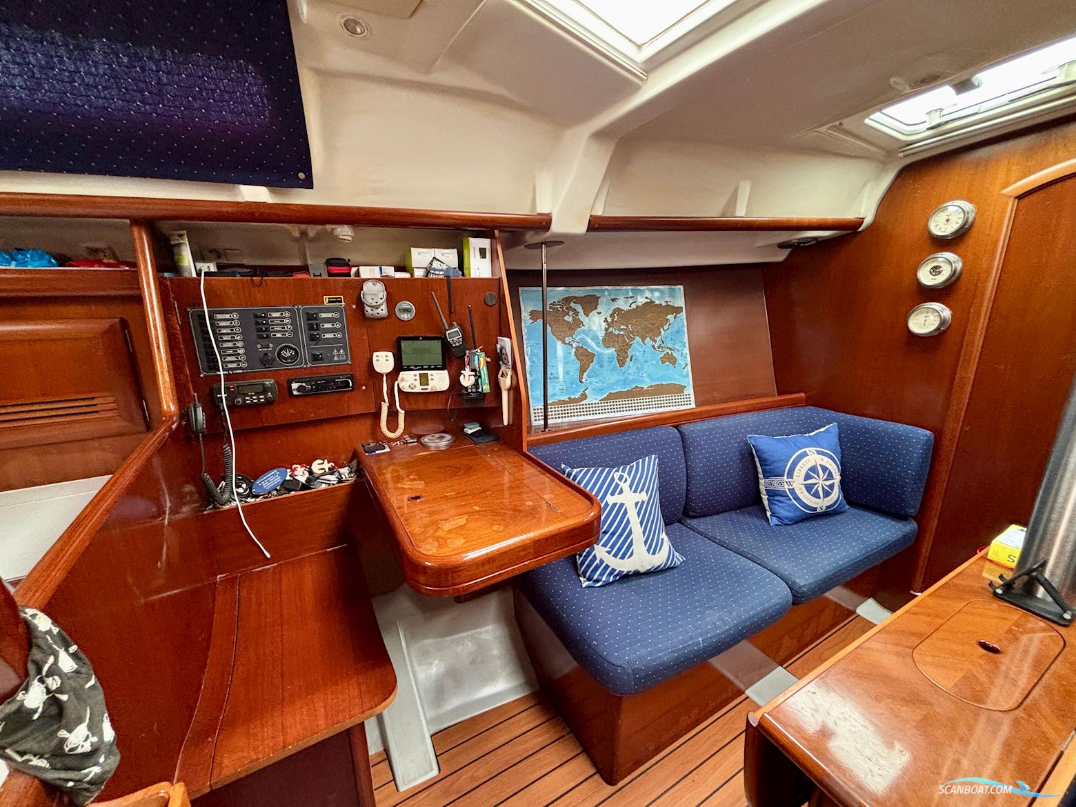 Beneteau Oceanis Clipper 373