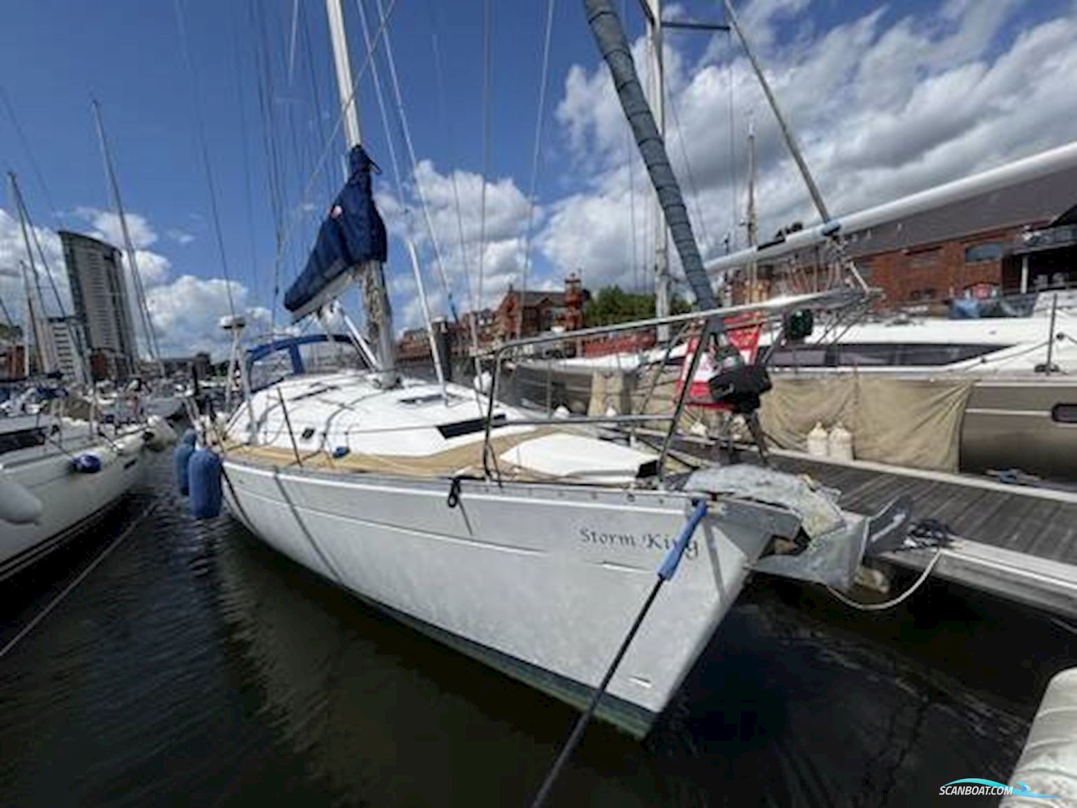 Beneteau Oceanis Clipper 381