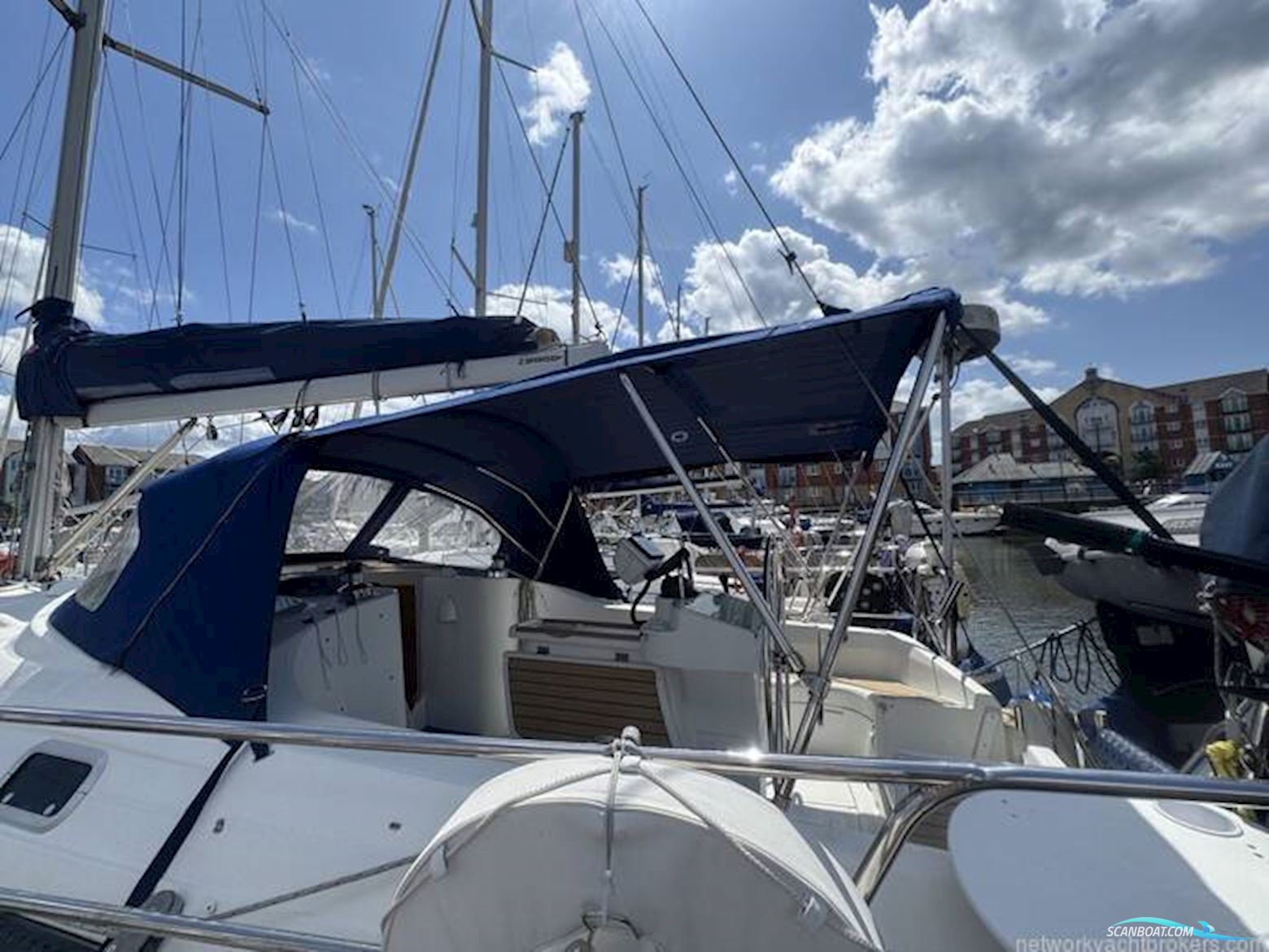 Beneteau Oceanis Clipper 381