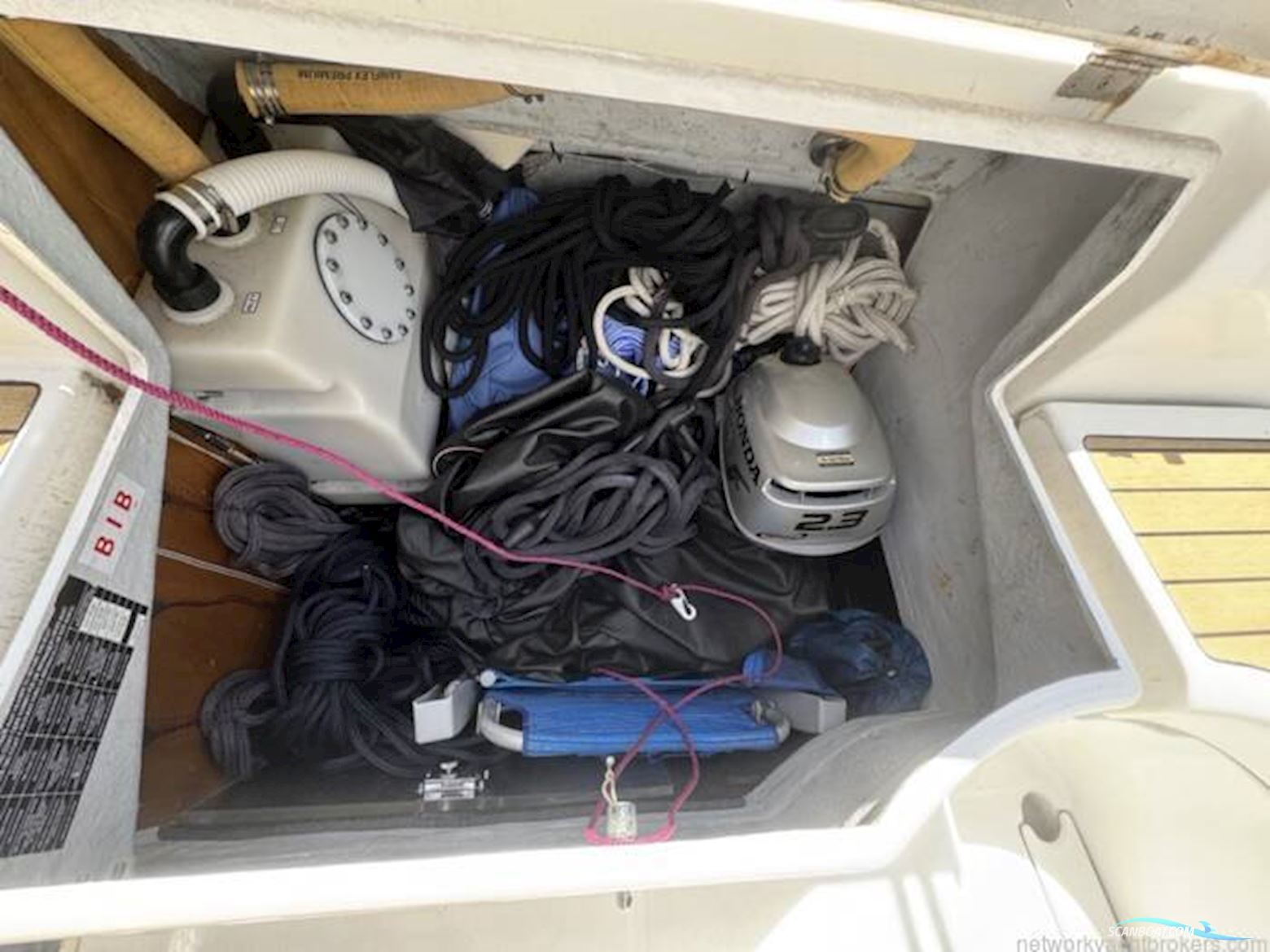 Beneteau Oceanis Clipper 381