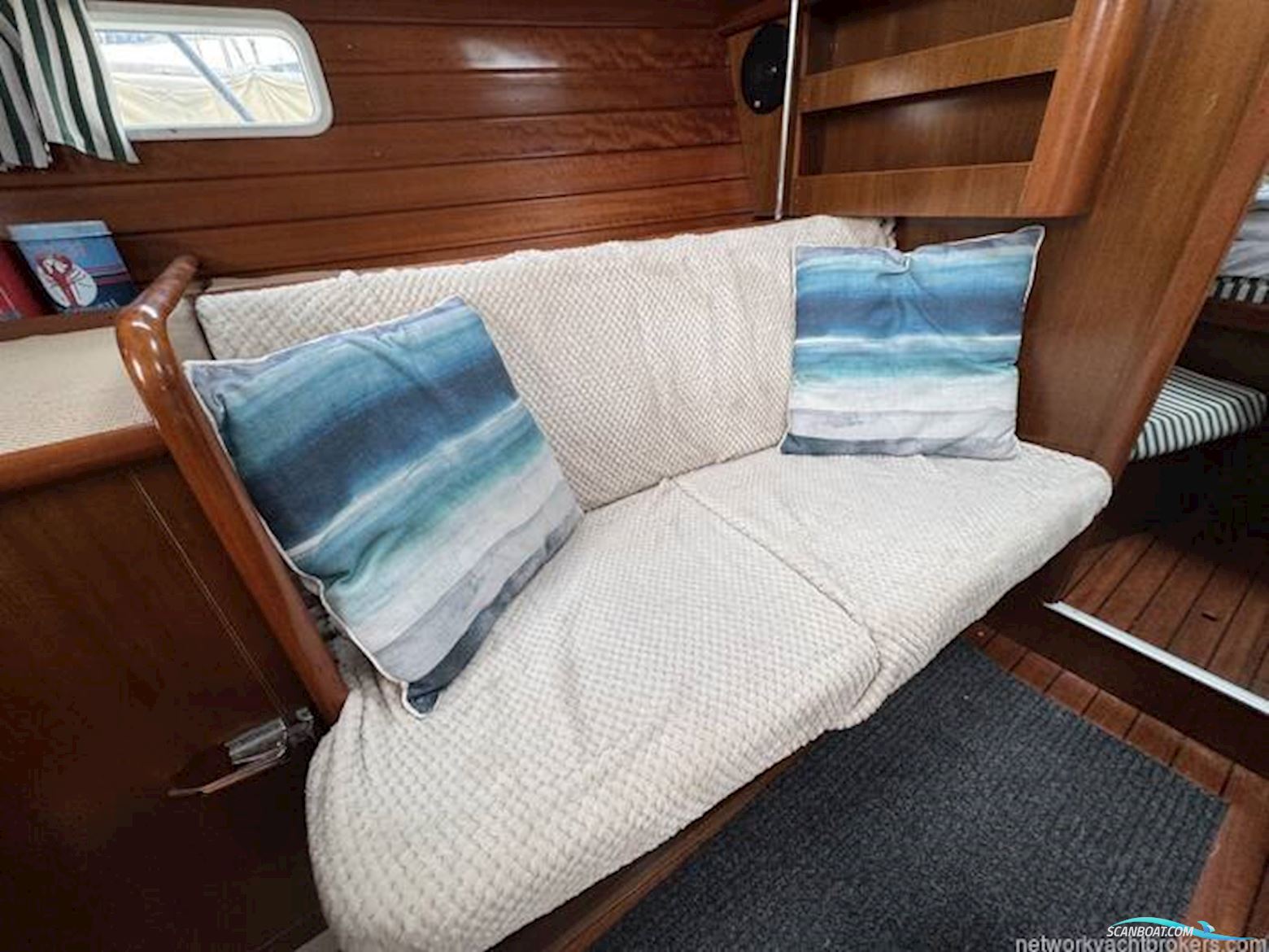 Beneteau Oceanis Clipper 381