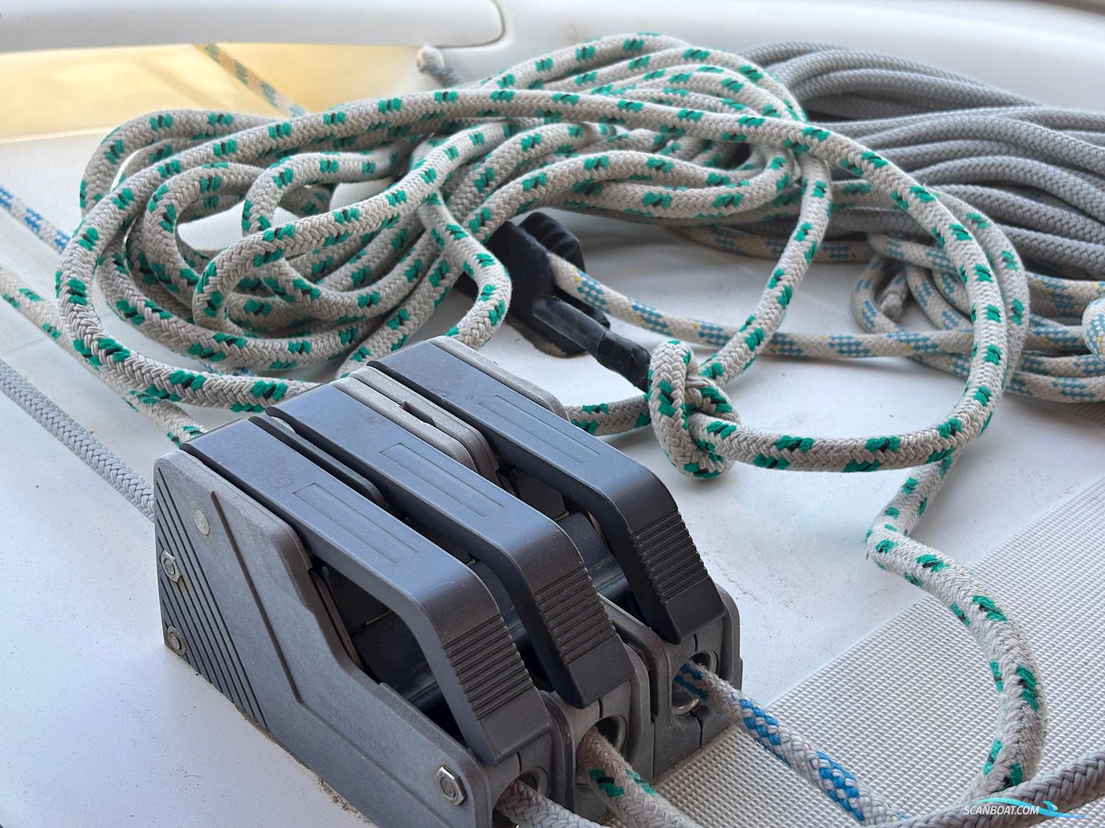 Beneteau Oceanis Clipper 411