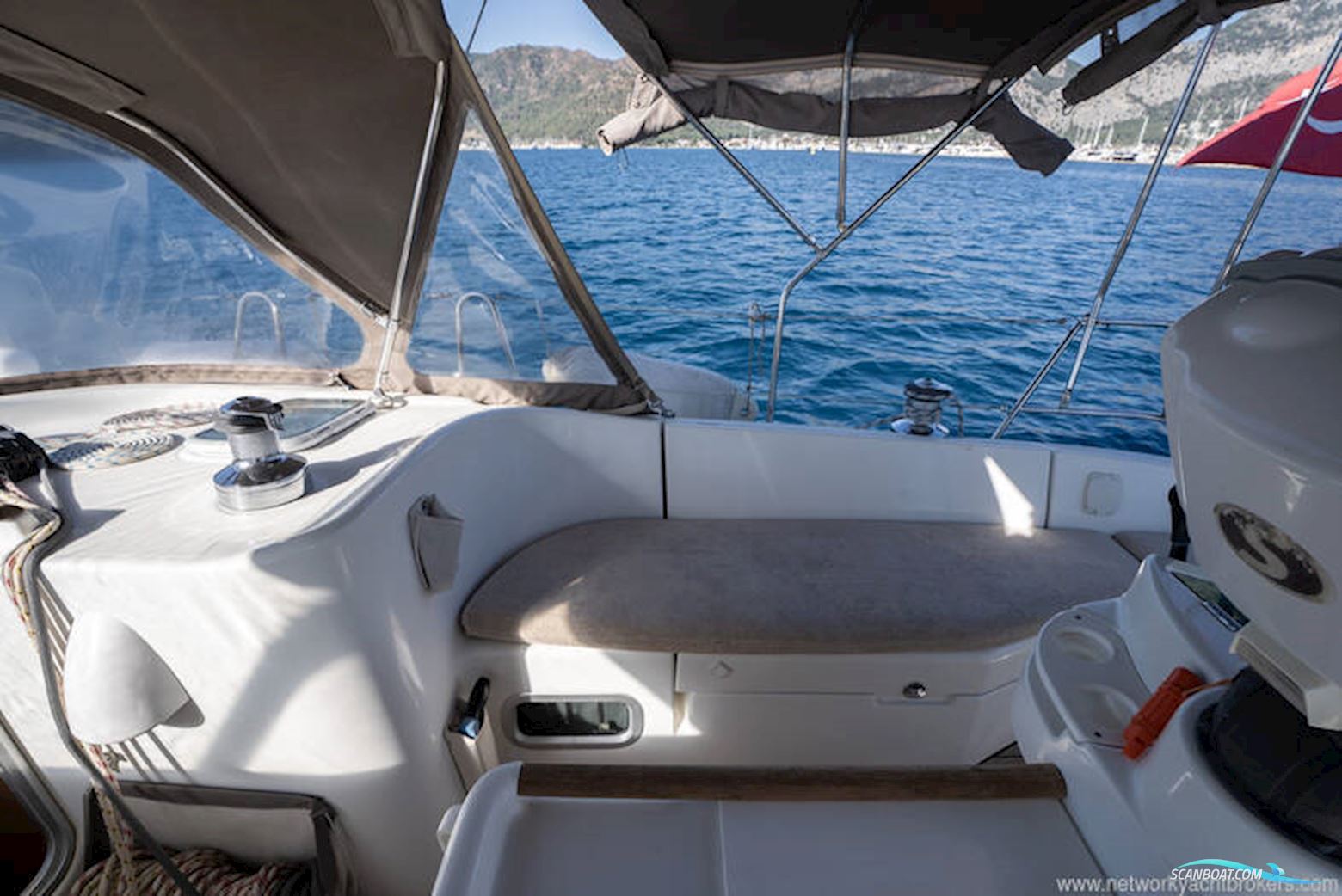 Beneteau Oceanis Clipper 411