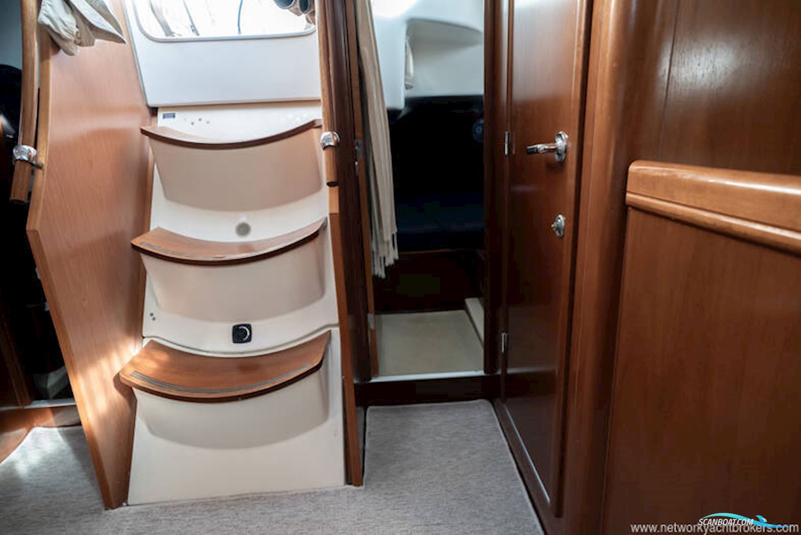 Beneteau Oceanis Clipper 411