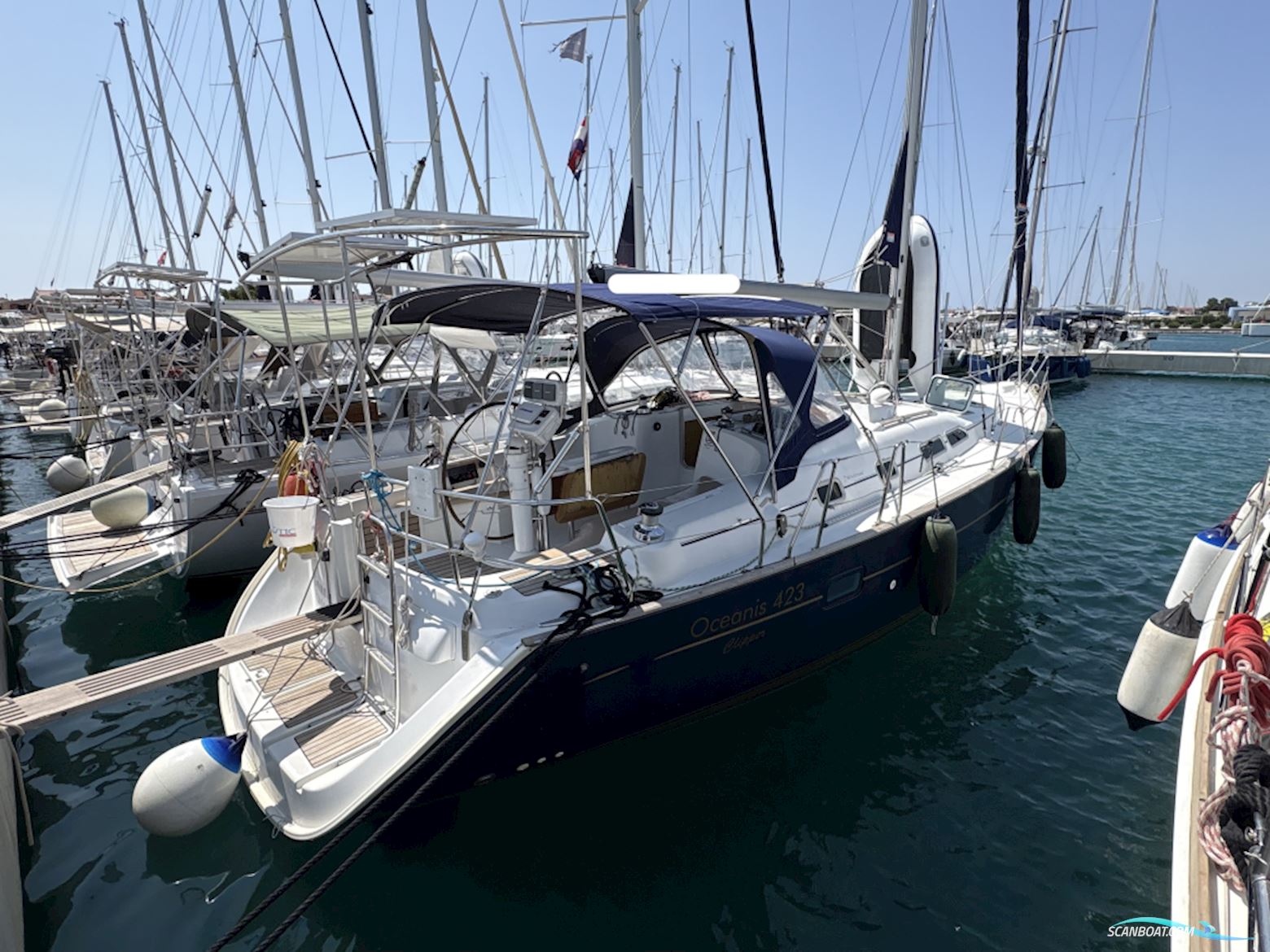Beneteau Oceanis Clipper 423