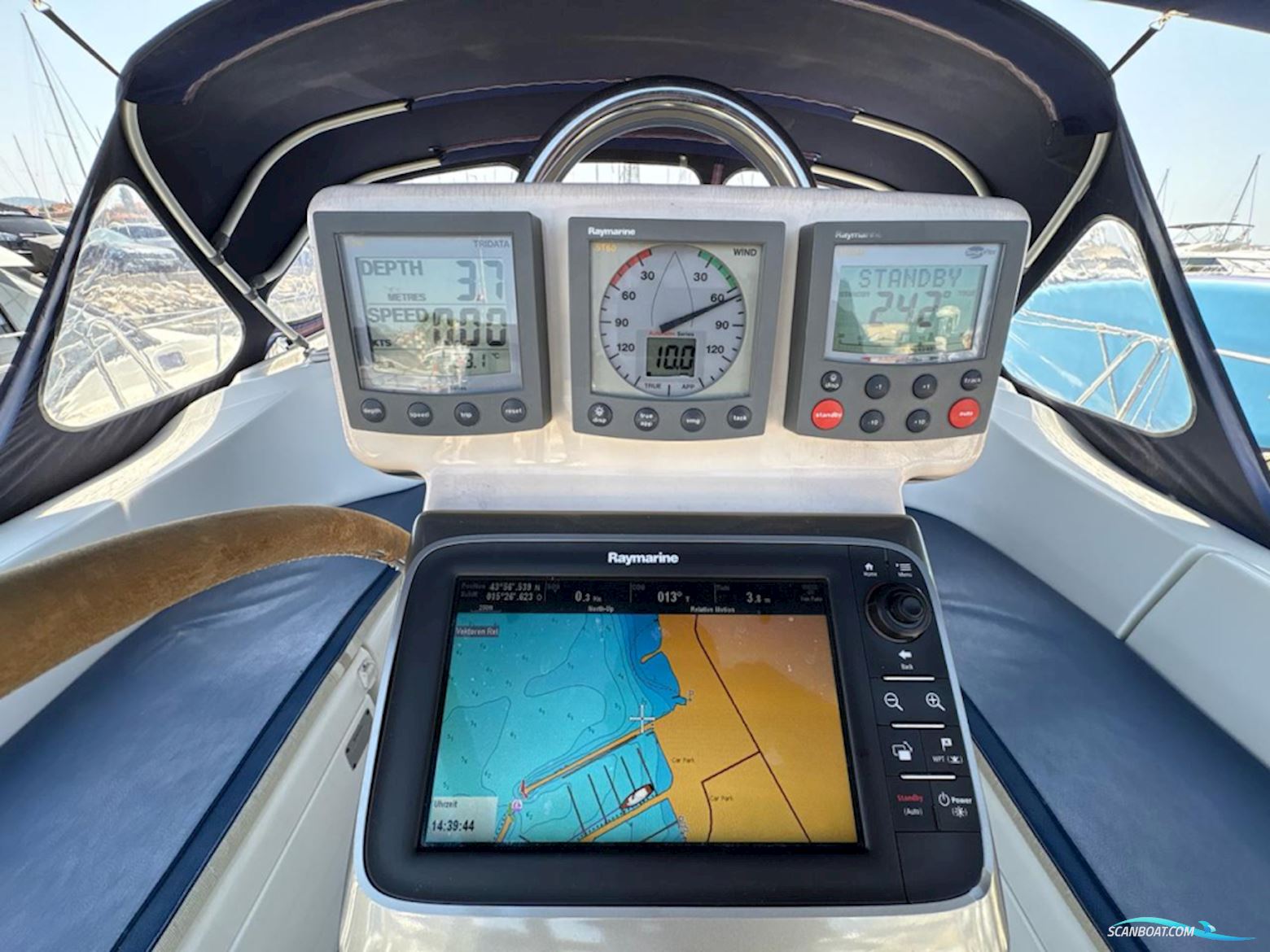 Beneteau Oceanis Clipper 423